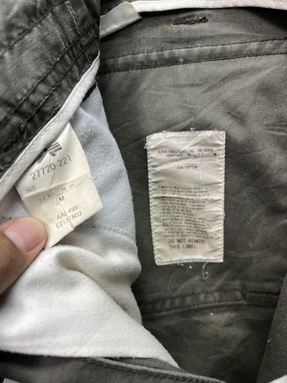 Alpha Industries ALPHA INDUSTRIES SHORT CARGO PANTS SIZE 32 Size US 32 / EU 48 - 7 Thumbnail