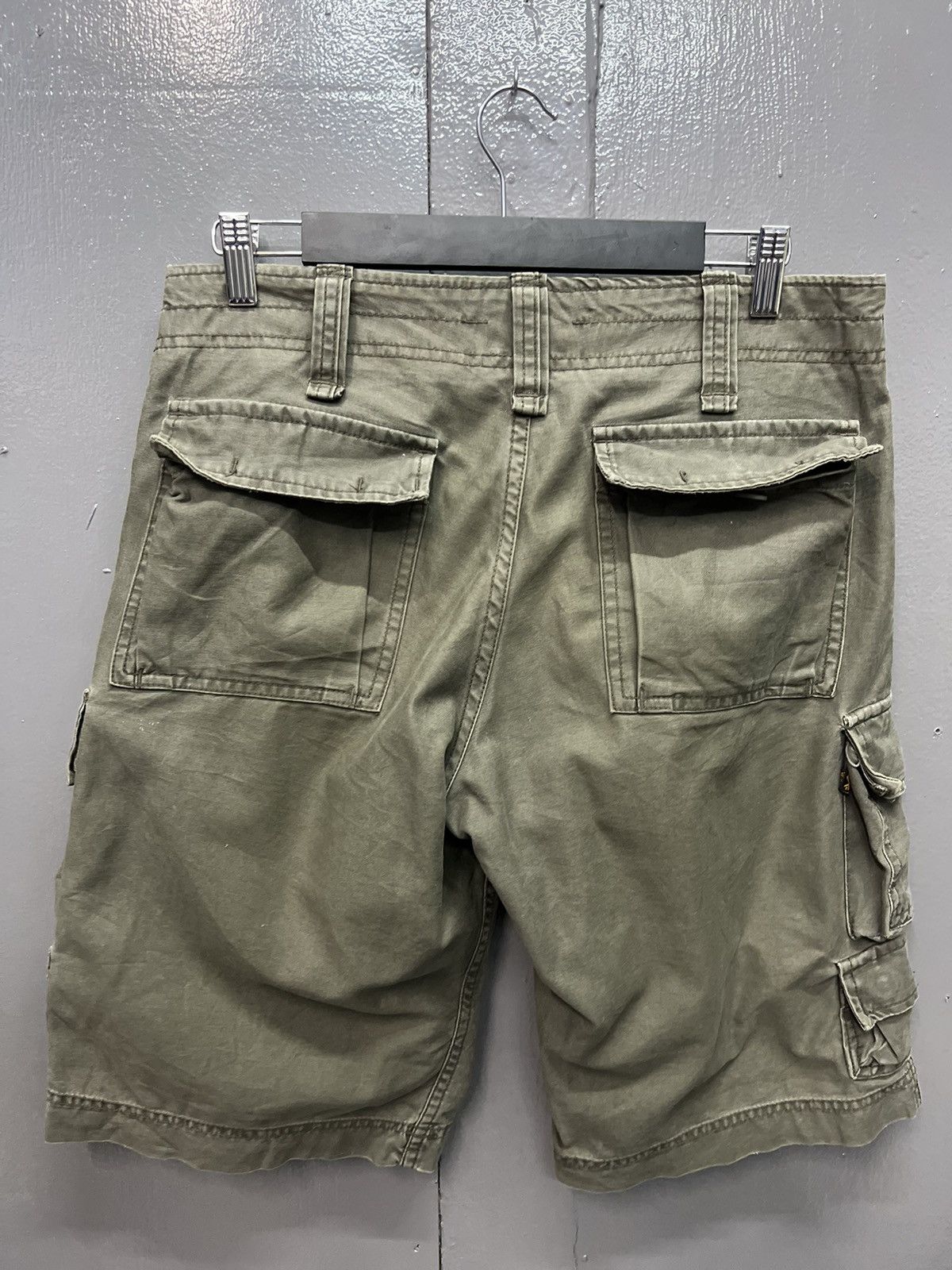 Alpha Industries ALPHA INDUSTRIES SHORT CARGO PANTS SIZE 32 Size US 32 / EU 48 - 5 Thumbnail