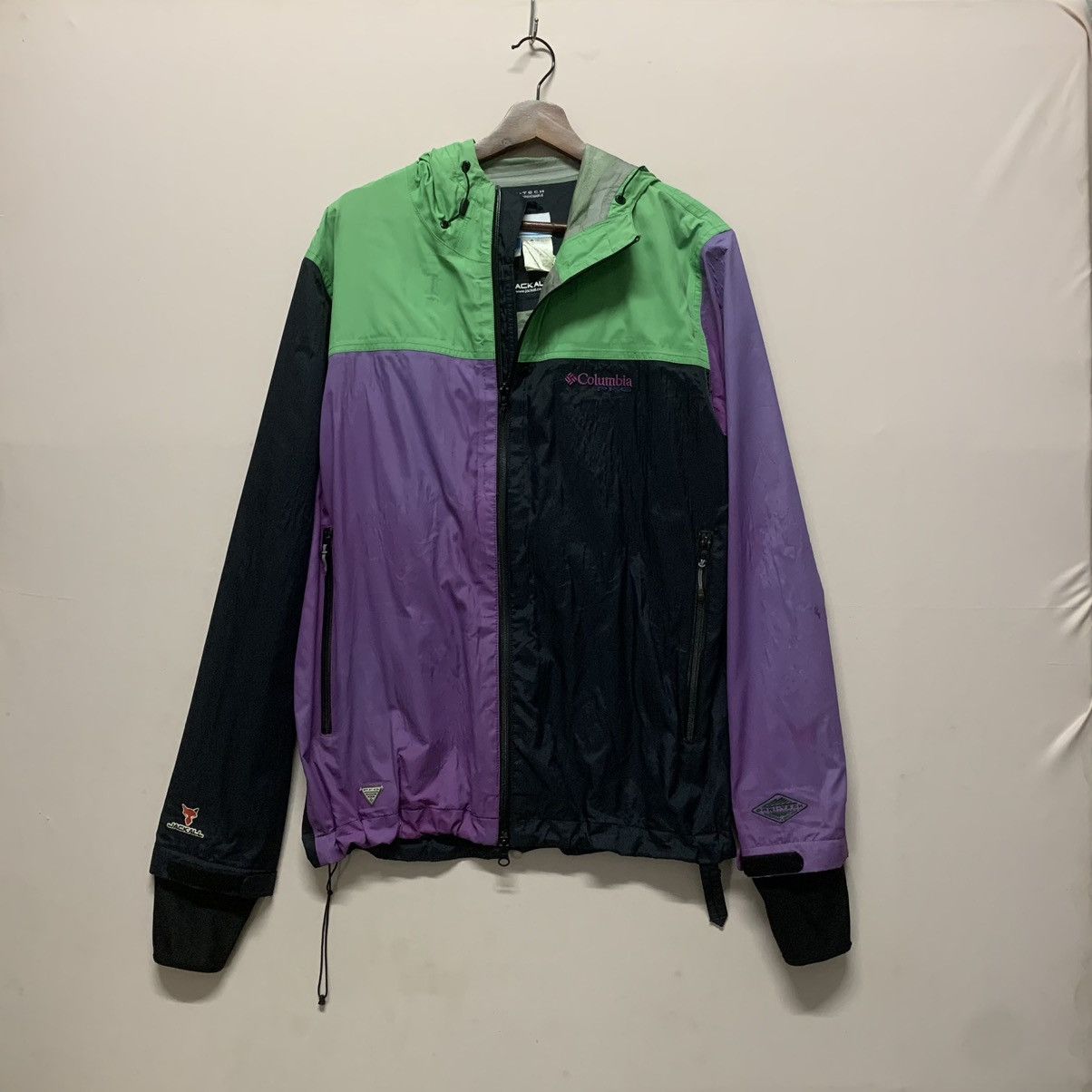 Vintage Columbia Polyester Zip Very RARE Jacket Joker Colour