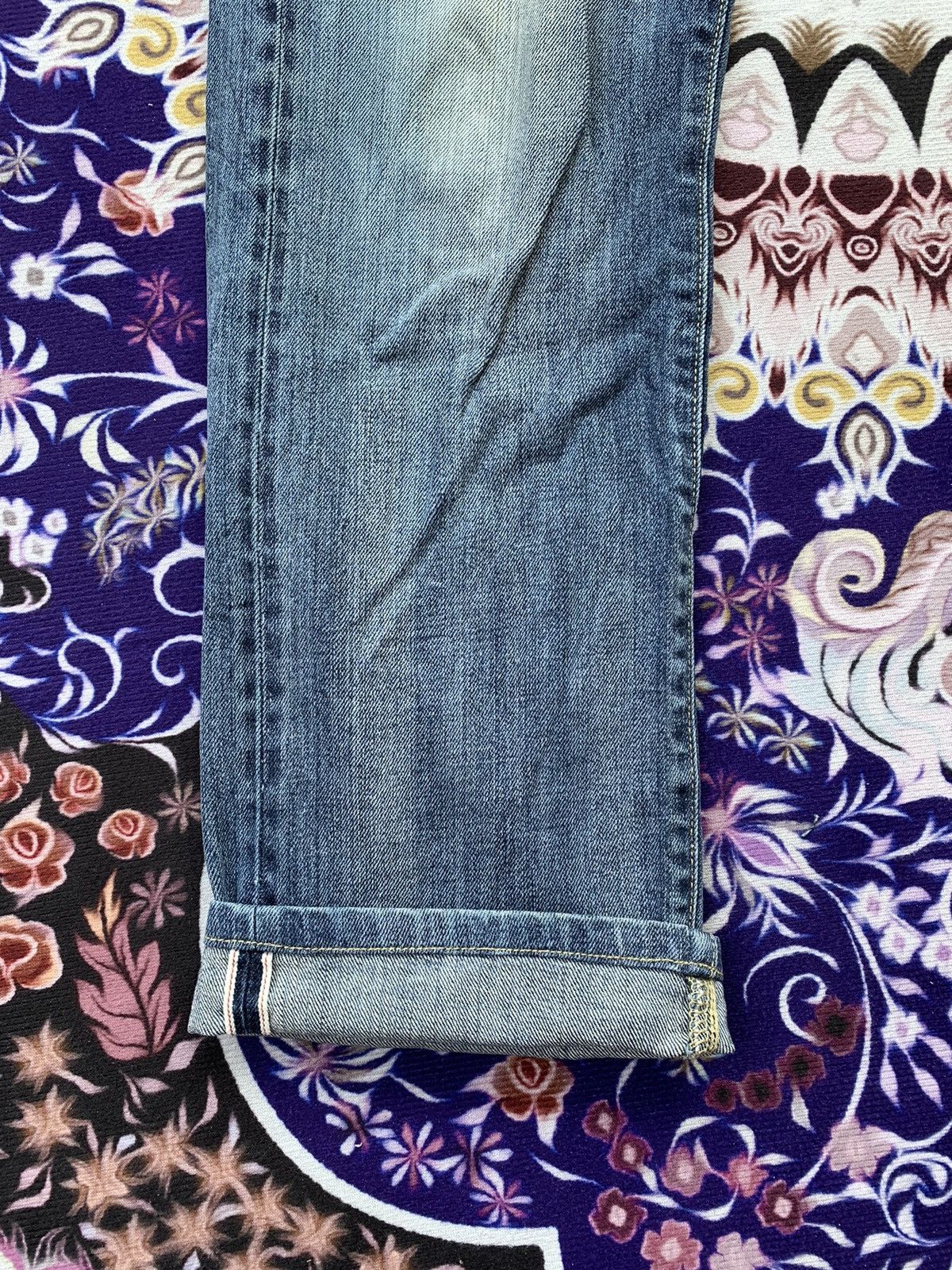 Uniqlo Uniqlo Selvedge Denim Size US 34 / EU 50 - 2 Thumbnail