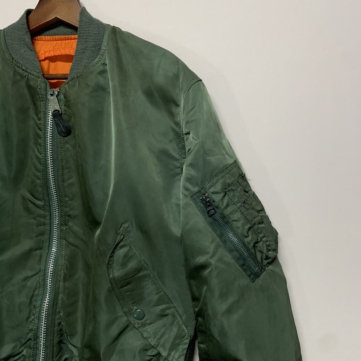 Alpha Industries Vintage Alpha Reversable Bomber Jacket Medium Size Size US M / EU 48-50 / 2 - 4 Thumbnail