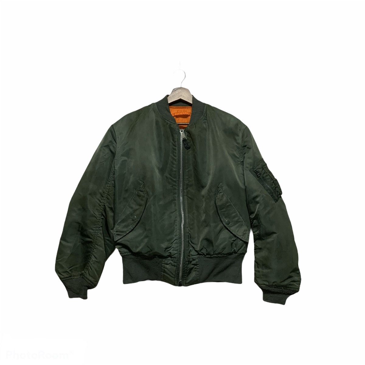 Alpha Industries Vintage Alpha Reversable Bomber Jacket Medium Size Size US M / EU 48-50 / 2 - 1 Thumbnail