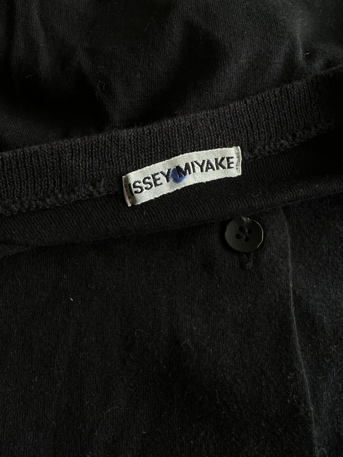 Issey Miyake AW98 Issey Miyake Black Minimal Button Cardigan Steve Jobs Size M / US 6-8 / IT 42-44 - 5 Thumbnail
