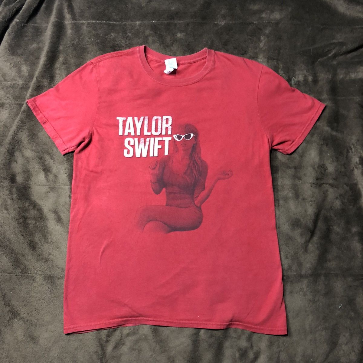 Band Tees Vintage Taylor Swift Tour T Shirt Size US M / EU 48-50 / 2 - 2 Thumbnail