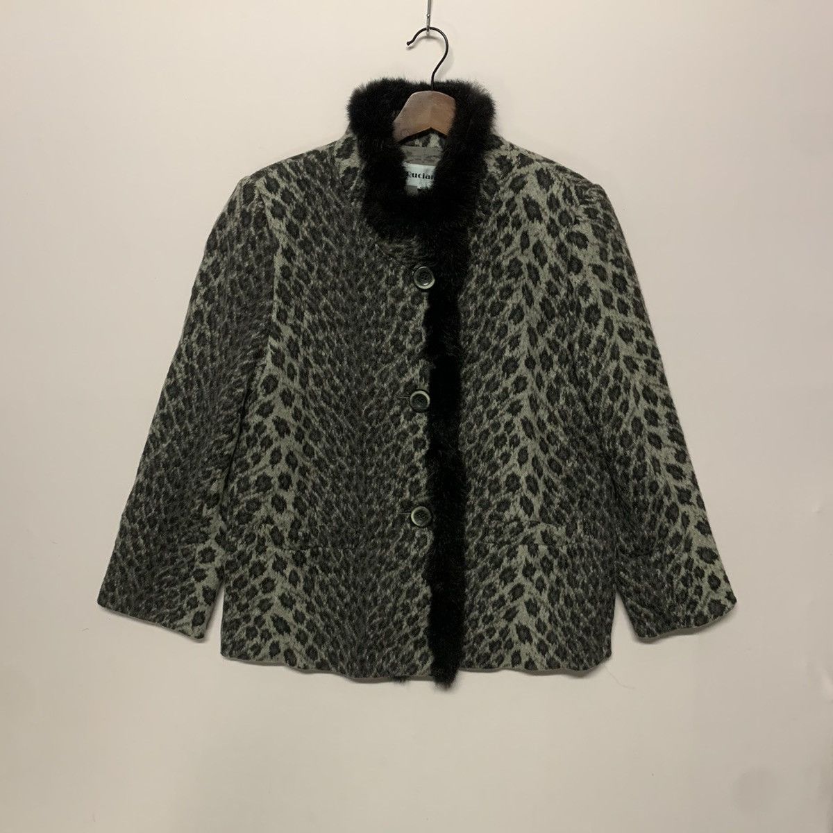 Japanese Brand × Vintage Vintage Ruciano Leopard RARE Double Breast Fur Jacket & Coat Size M / US 6-8 / IT 42-44 - 1 Thumbnail