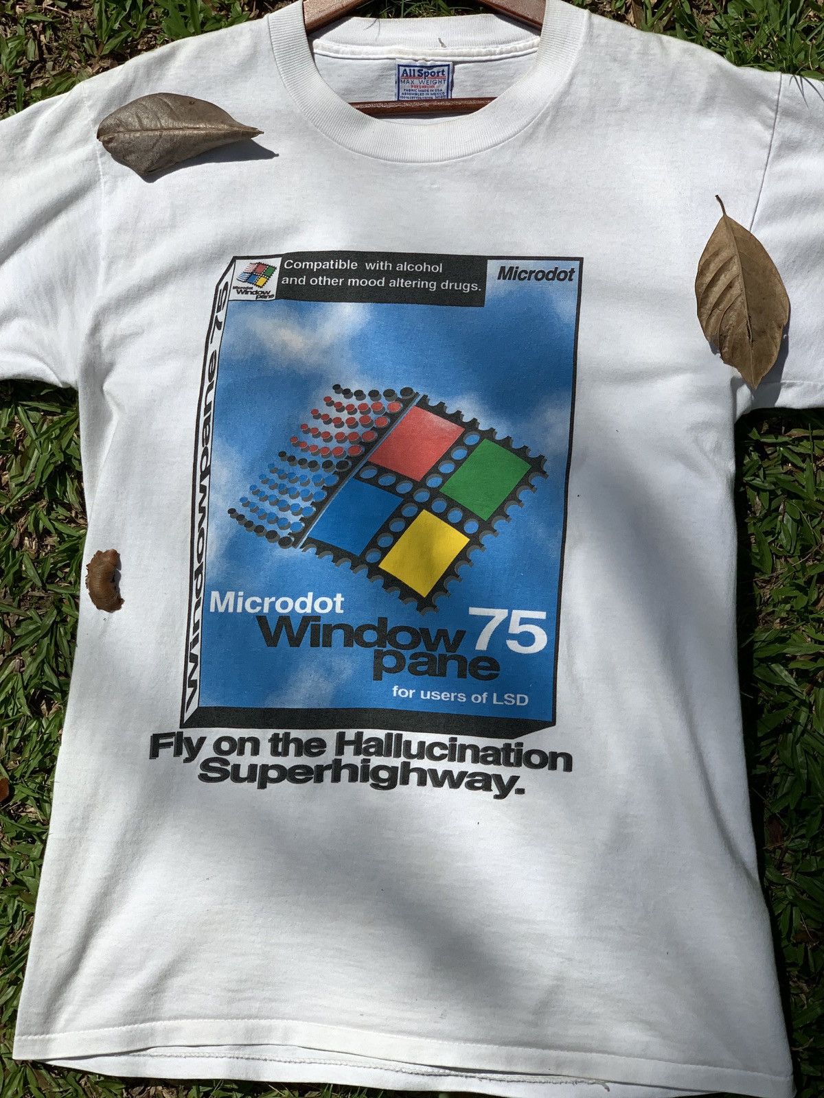 LSDworldpeace × Vintage Vintage 90s LSD microdots parody microsoft Size US L / EU 52-54 / 3 - 11 Thumbnail