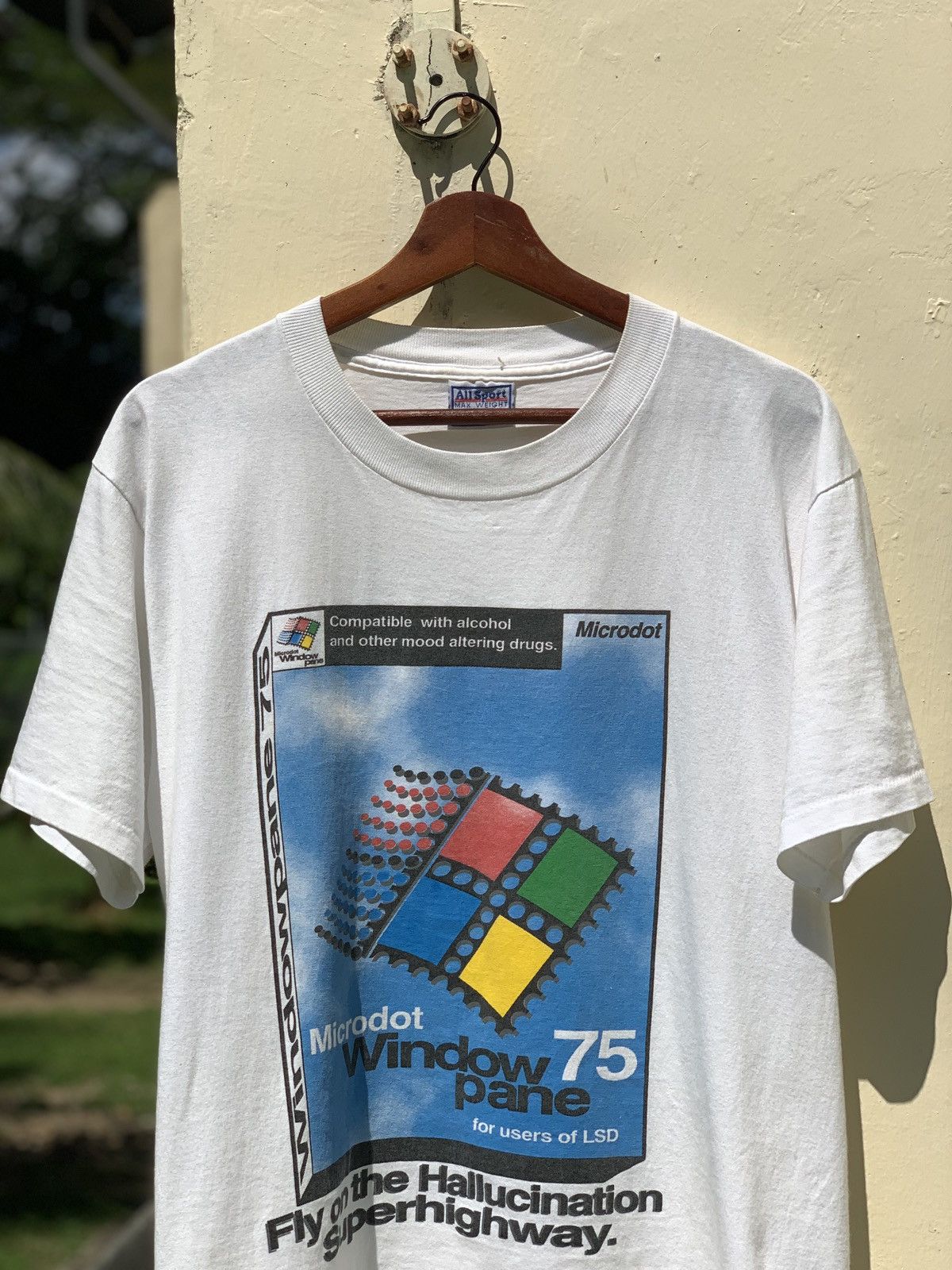 LSDworldpeace × Vintage Vintage 90s LSD microdots parody microsoft Size US L / EU 52-54 / 3 - 4 Thumbnail