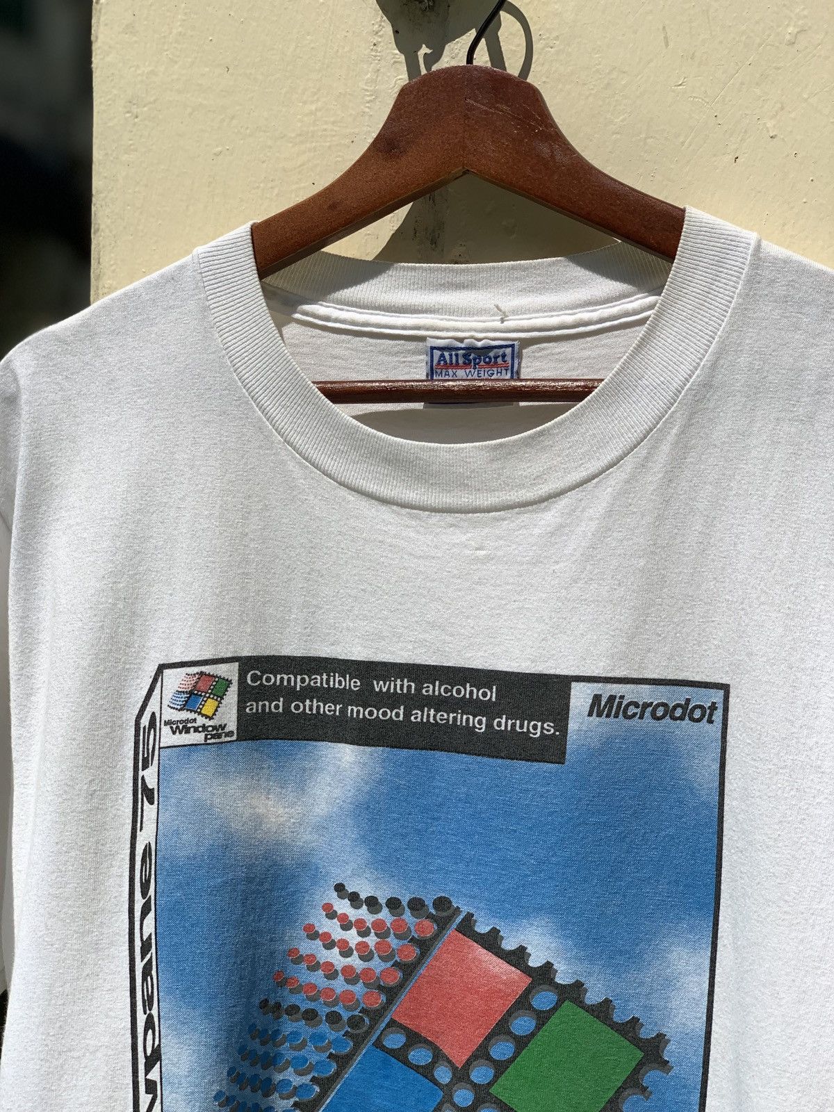 LSDworldpeace × Vintage Vintage 90s LSD microdots parody microsoft Size US L / EU 52-54 / 3 - 5 Thumbnail