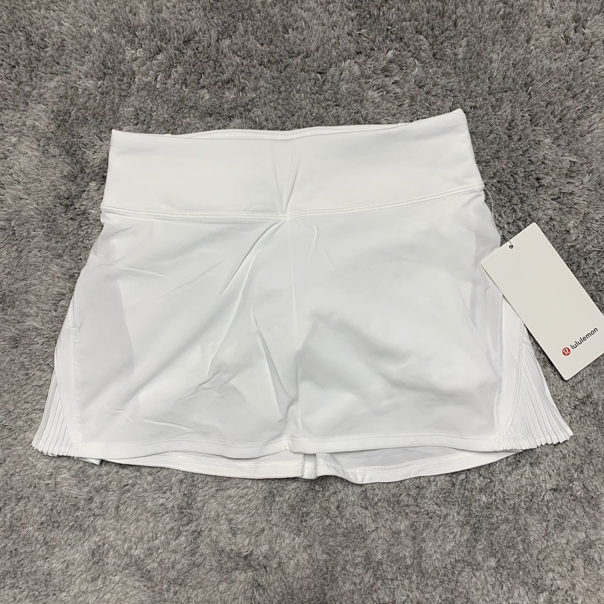 NWT Lululemon Play Off The Pleats Skirt *White