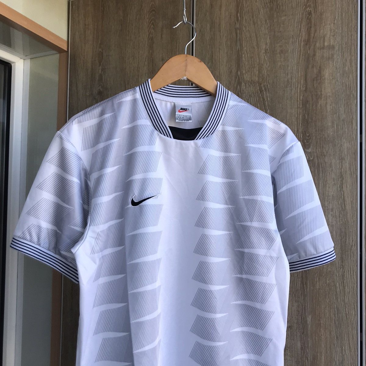 Nike × Vintage Vintage Nike Jersey T-Shirt mens size S Size US S / EU 44-46 / 1 - 2 Thumbnail