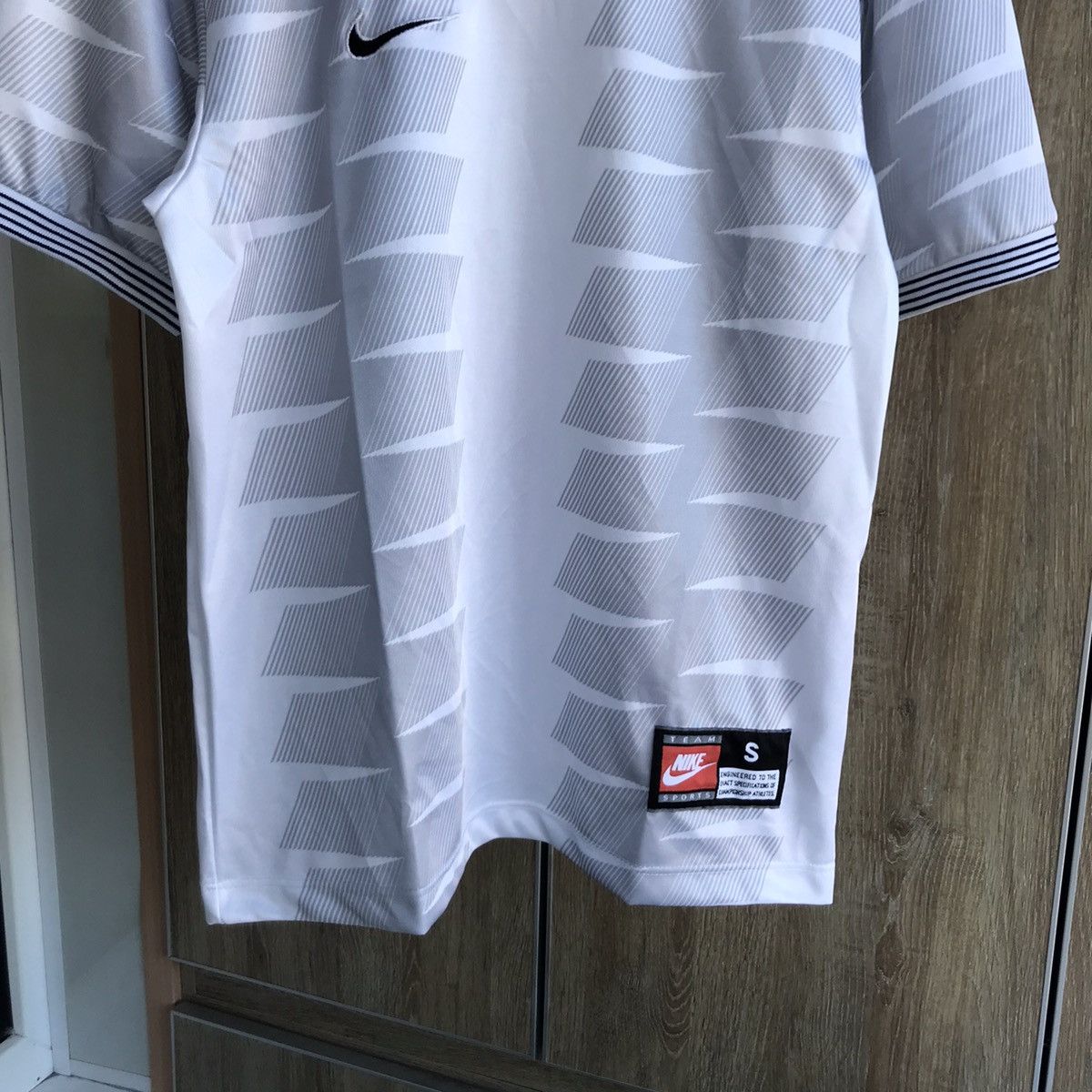 Nike × Vintage Vintage Nike Jersey T-Shirt mens size S Size US S / EU 44-46 / 1 - 3 Thumbnail