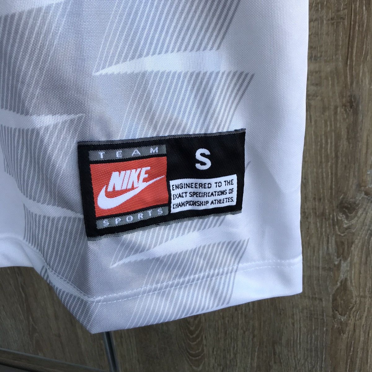 Nike × Vintage Vintage Nike Jersey T-Shirt mens size S Size US S / EU 44-46 / 1 - 4 Thumbnail