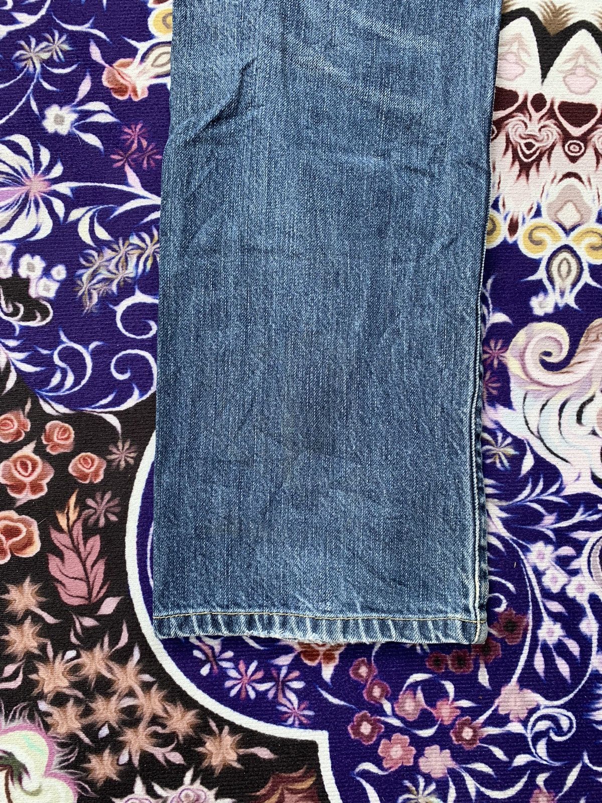 Japanese Brand Uniqlo Faded Wash Denim Size US 32 / EU 48 - 13 Thumbnail