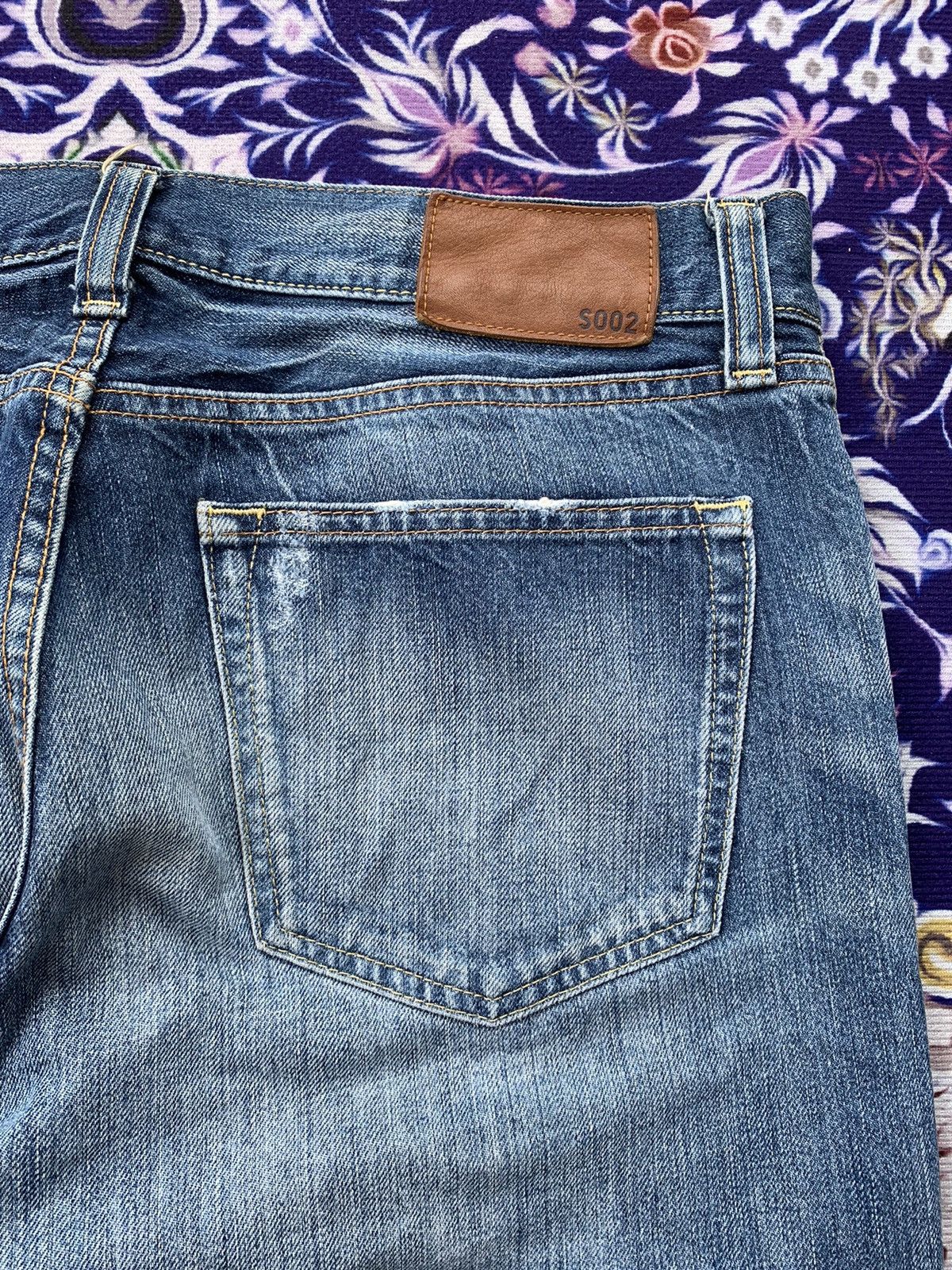 Japanese Brand Uniqlo Distressed Denim Size US 34 / EU 50 - 12 Thumbnail