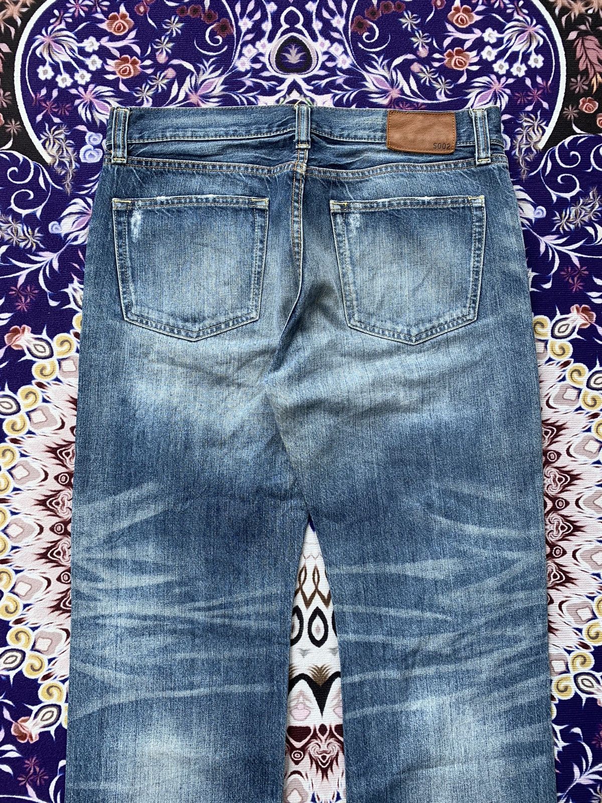 Japanese Brand Uniqlo Distressed Denim Size US 34 / EU 50 - 10 Thumbnail