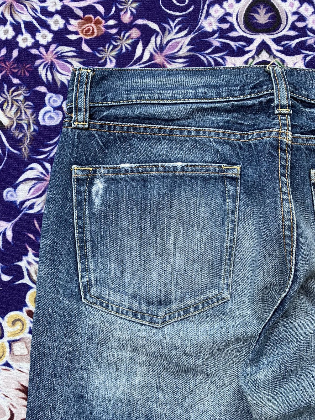 Japanese Brand Uniqlo Distressed Denim Size US 34 / EU 50 - 11 Thumbnail