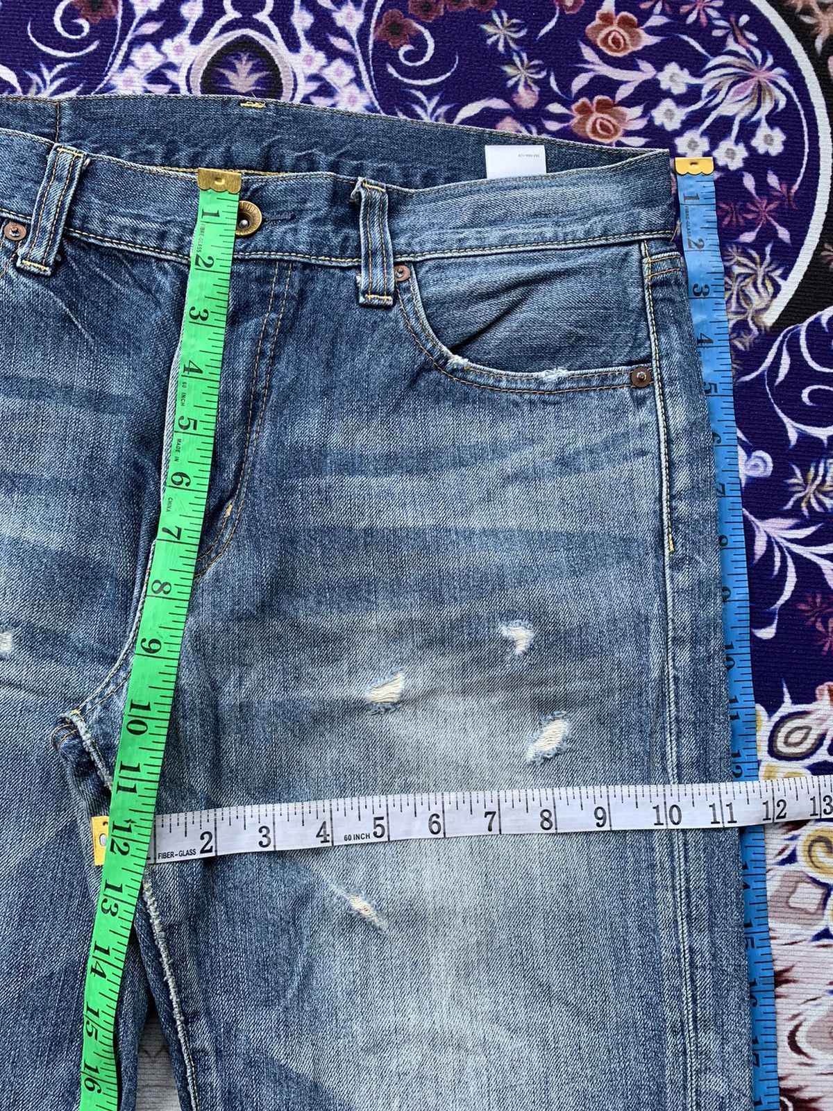 Japanese Brand Uniqlo Distressed Denim Size US 34 / EU 50 - 15 Thumbnail