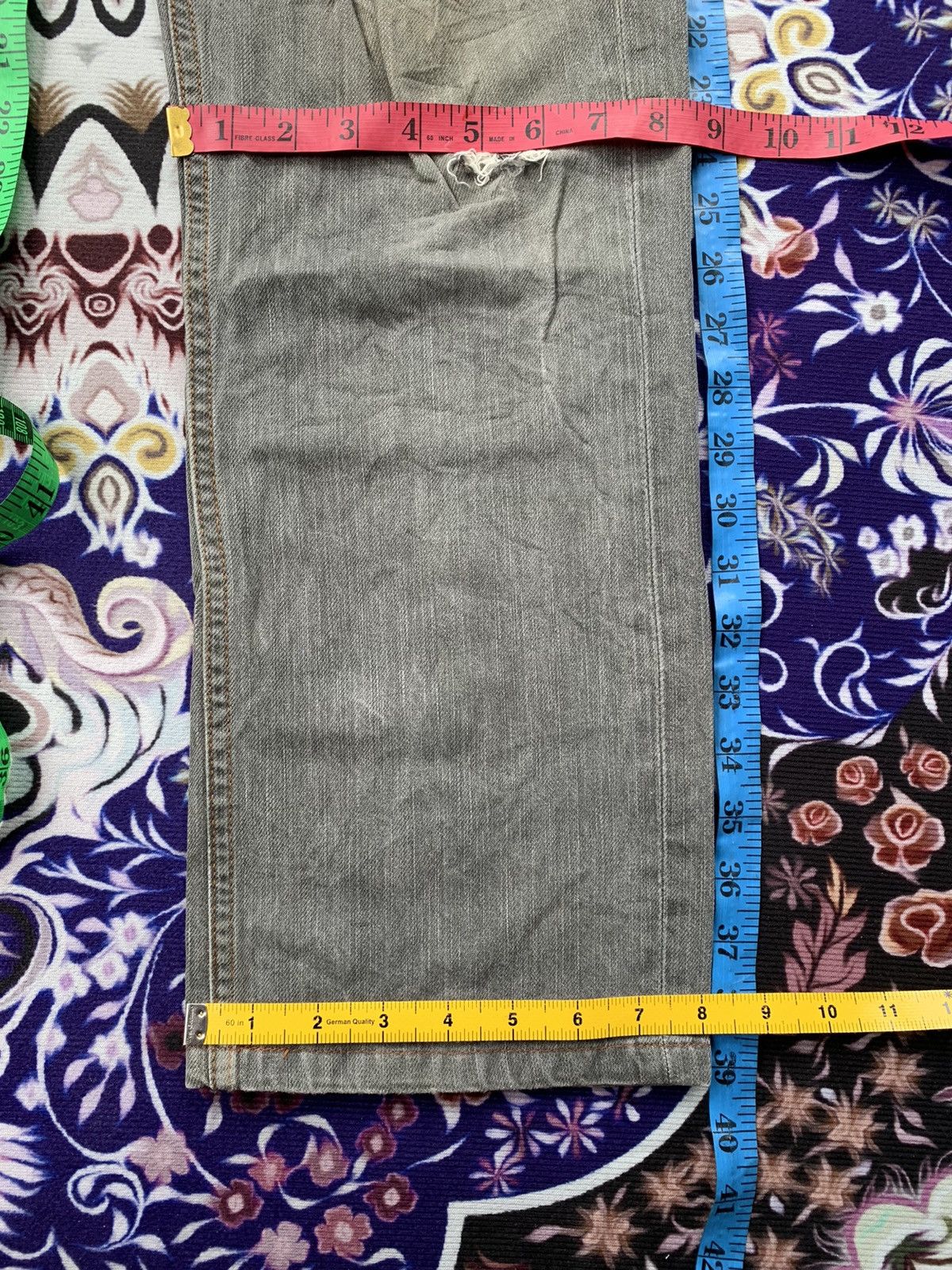 Uniqlo Uniqlo Distressed Denim Size US 32 / EU 48 - 15 Thumbnail