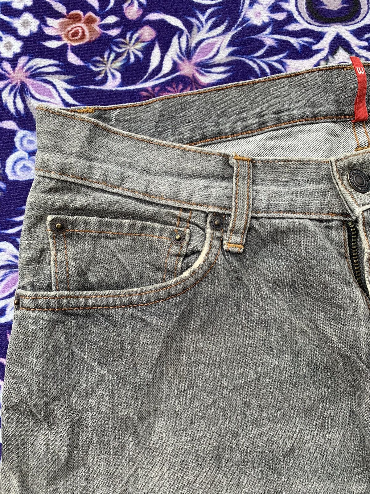 Uniqlo Uniqlo Distressed Denim Size US 32 / EU 48 - 5 Thumbnail
