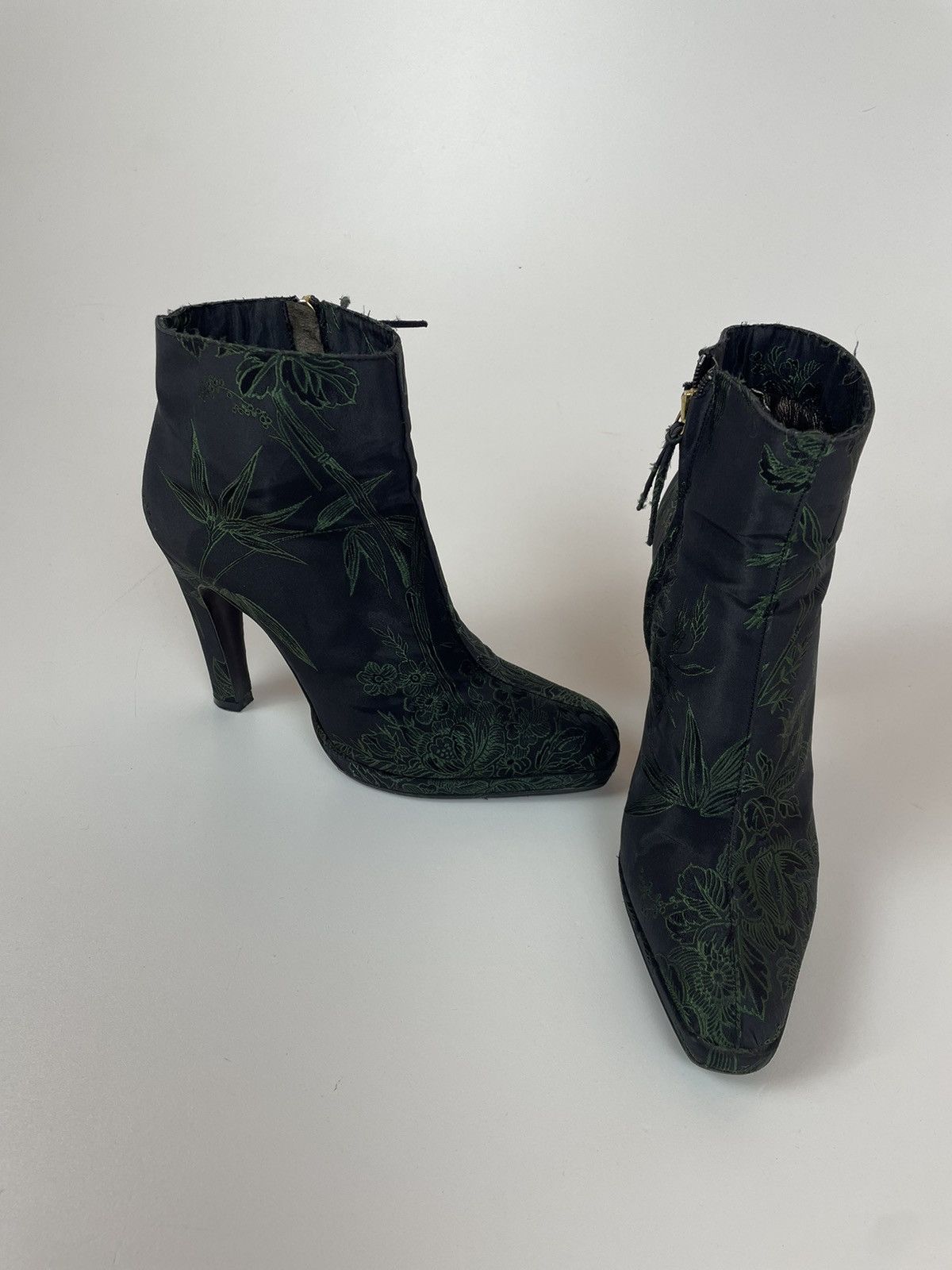 Etro Etro ankle boots Floral Pattern avant garde Womens size 37 Size US 4.5 / IT 34.5 - 8 Thumbnail