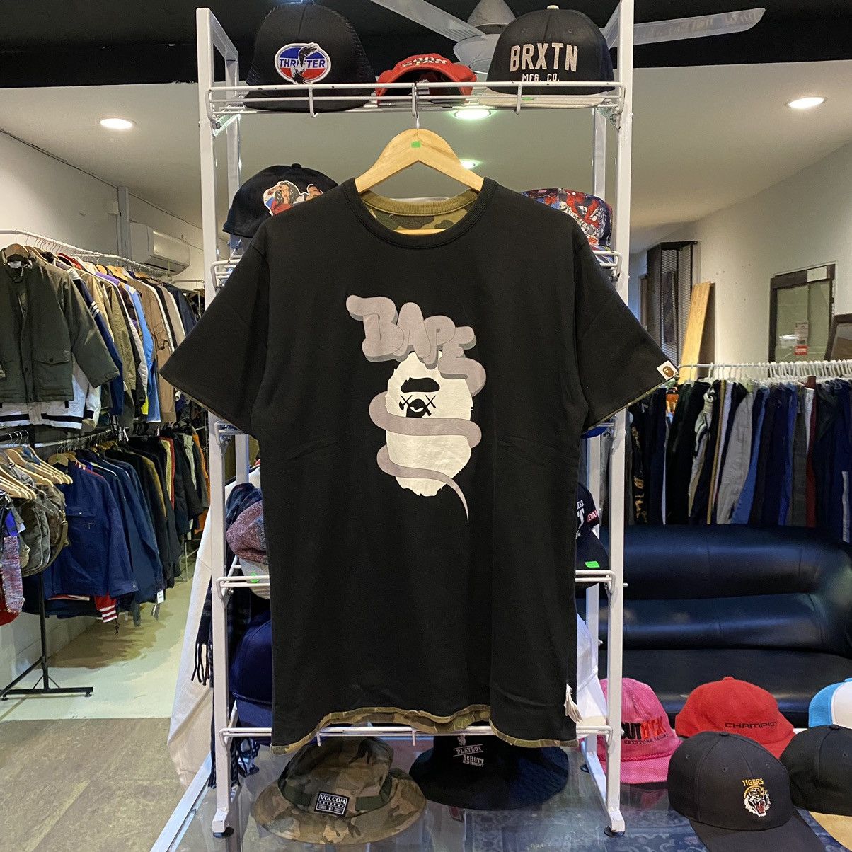 Bape × Kaws Bape x Kaws Camo Reversible Tee Size US L / EU 52-54 / 3 - 3 Thumbnail