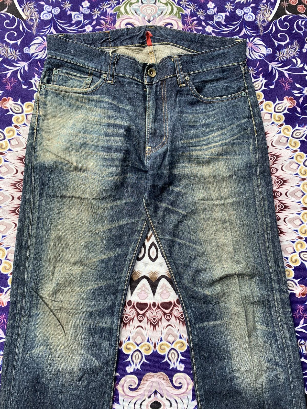 Uniqlo Uniqlo Mud Wash Distresed Denim Size US 36 / EU 52 - 2 Thumbnail