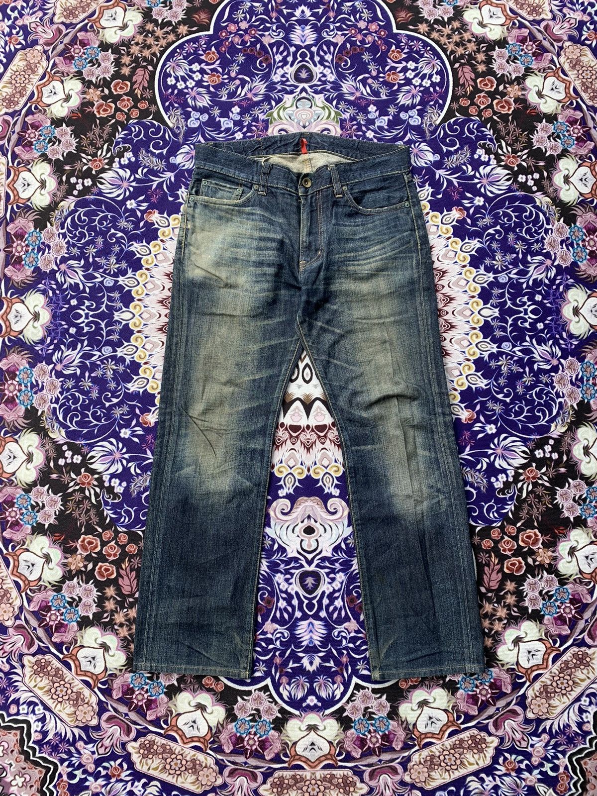 Uniqlo Uniqlo Mud Wash Distresed Denim Size US 36 / EU 52 - 1 Thumbnail