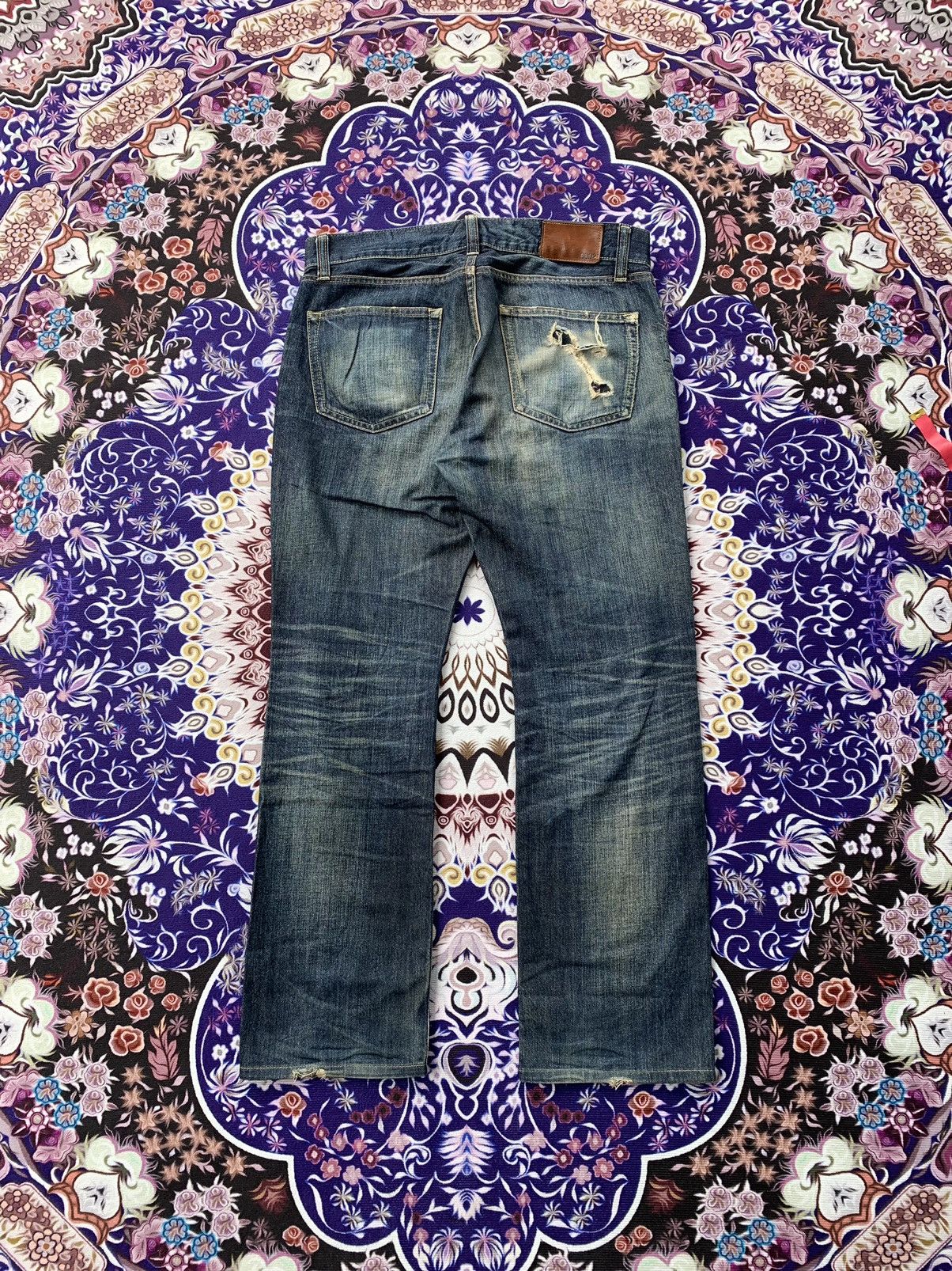 Uniqlo Uniqlo Mud Wash Distresed Denim Size US 36 / EU 52 - 10 Thumbnail