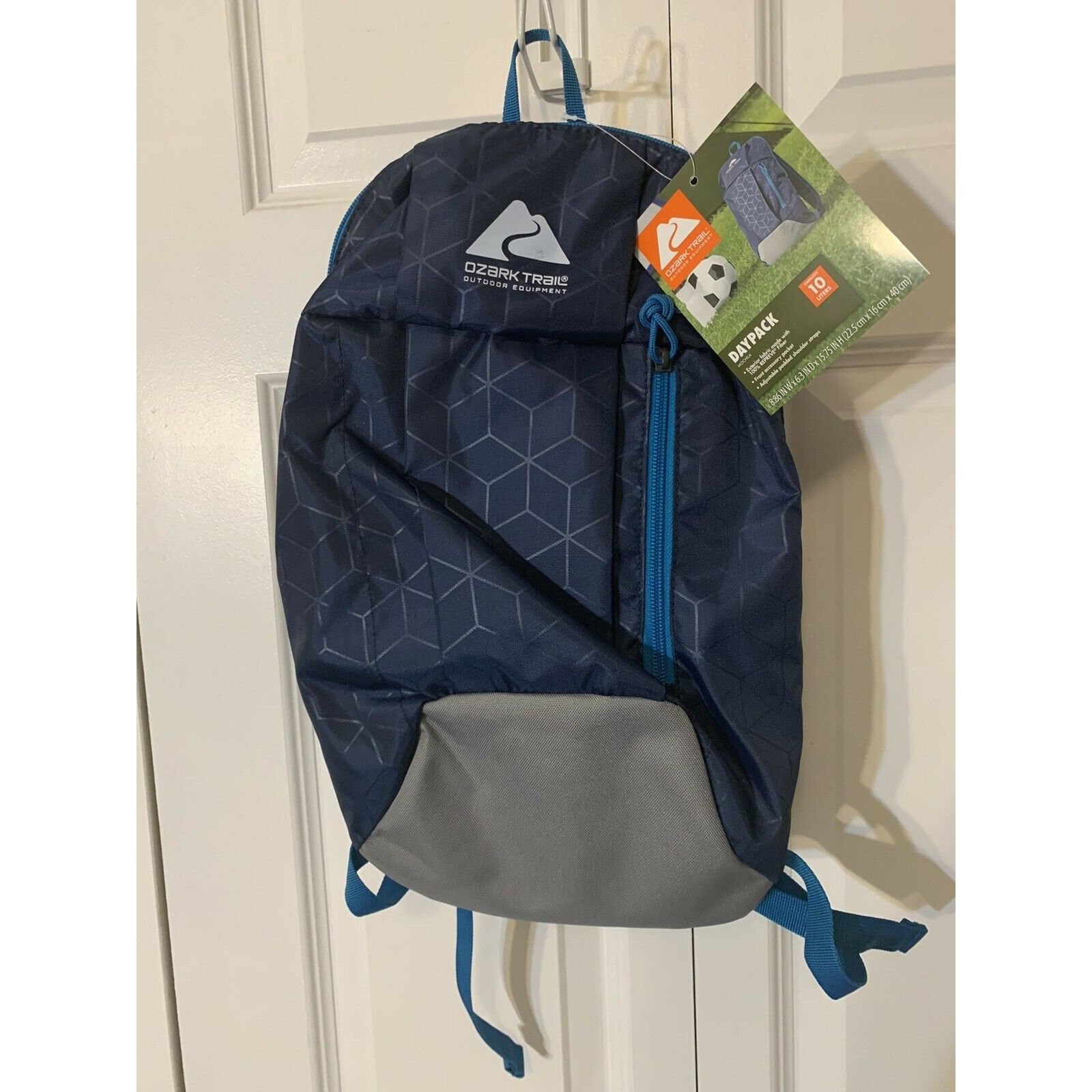 Other New Ozark Trail Hiking Lightweight Day Pack 10L Backpack Blu Size ONE SIZE - 1 Thumbnail