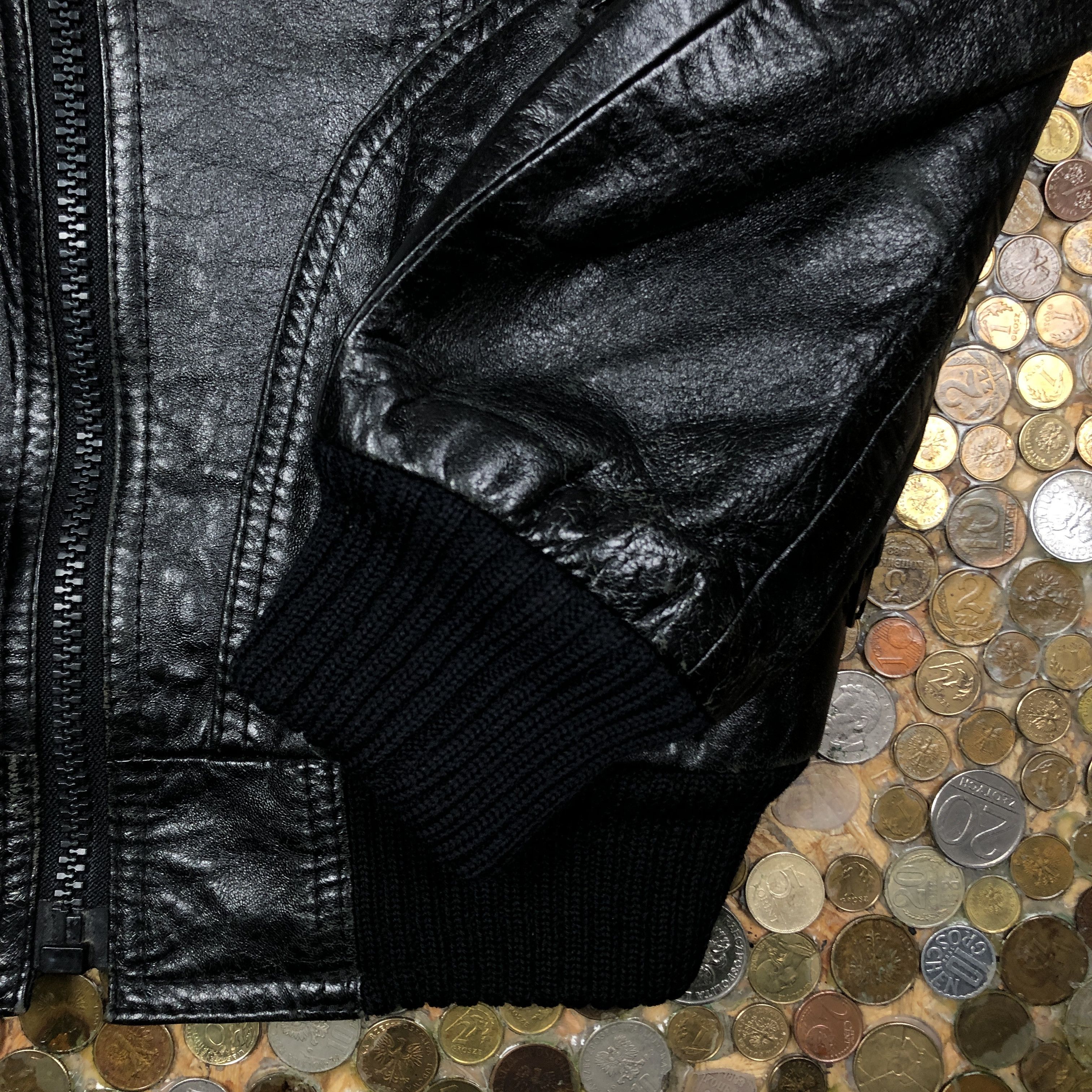 Vintage Vintage Leather Bomber jacket 90's Size S / US 4 / IT 40 - 4 Thumbnail