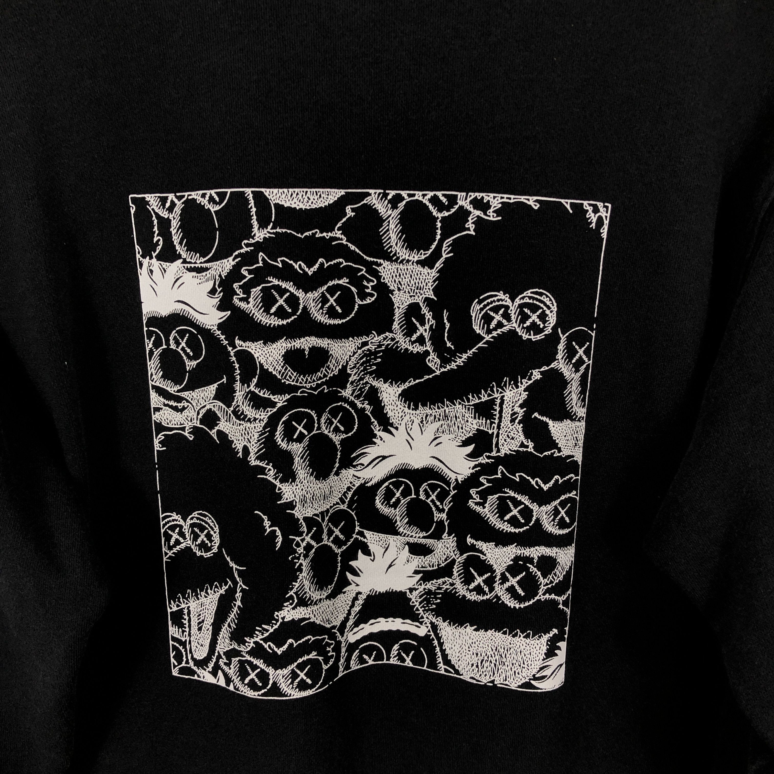Kaws × Uniqlo Uniqlo x Kaws x Sesame Street Sweatshirt Size US S / EU 44-46 / 1 - 4 Thumbnail