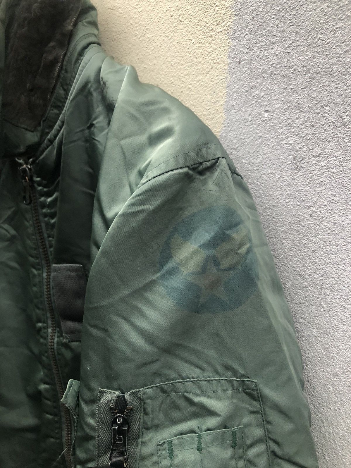 IDEA 🟢Us Air Force Sherpa Distressed Green Bomber Jackets Size US M / EU 48-50 / 2 - 5 Thumbnail
