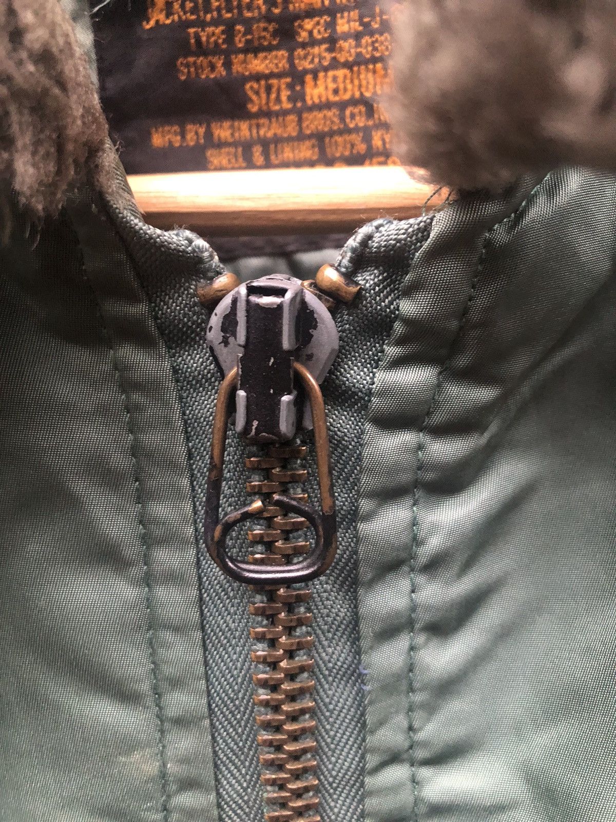 IDEA 🟢Us Air Force Sherpa Distressed Green Bomber Jackets Size US M / EU 48-50 / 2 - 9 Thumbnail