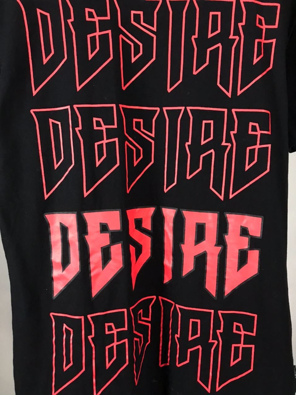 Designer × Kendall And Kylie Kendall And Kylie Designer Big Logo Black Tee Size US S / EU 44-46 / 1 - 3 Thumbnail