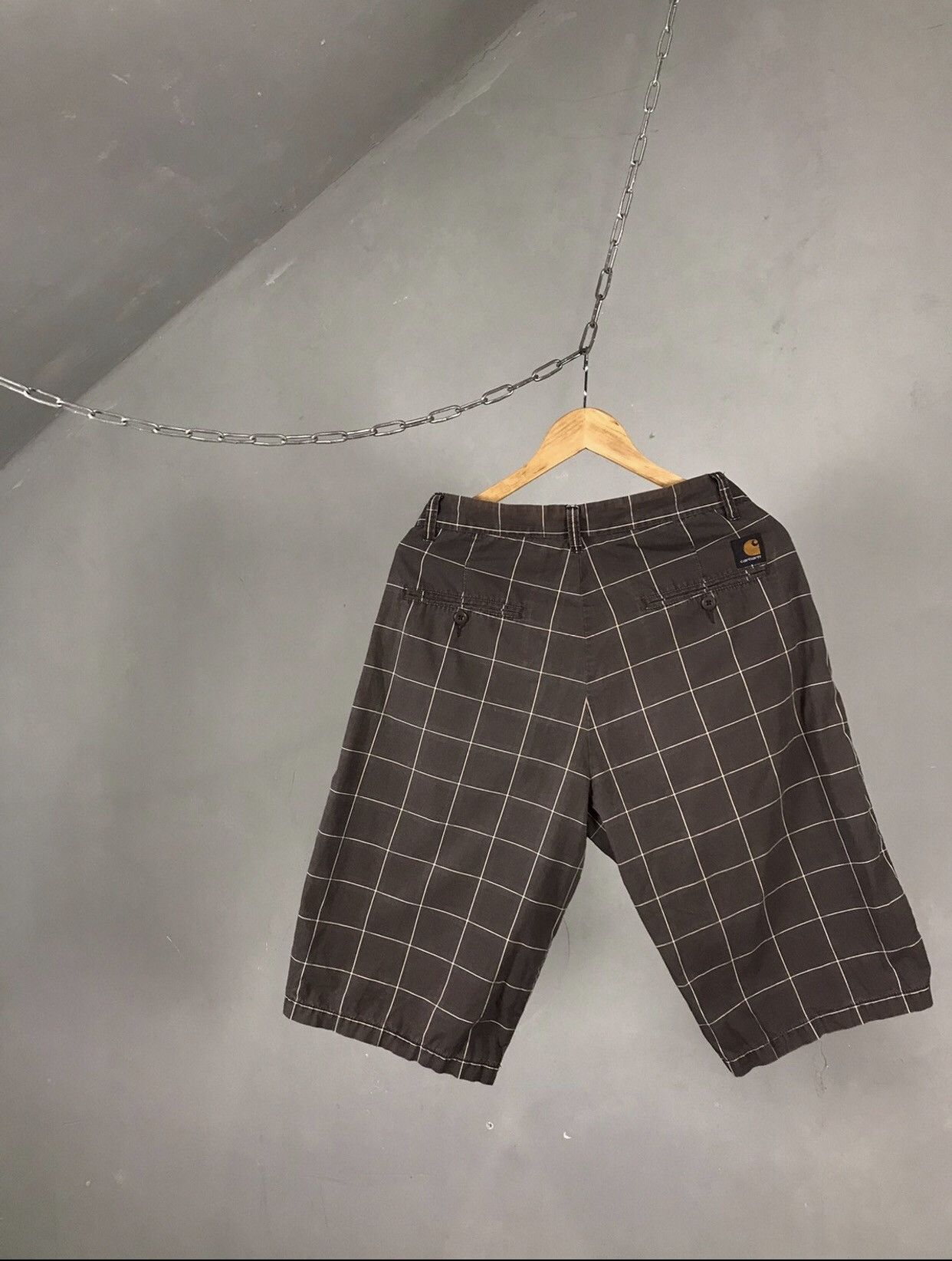 Carhartt Carhartt Vintage Streetwear Central Bermuda Shorts Size US 34 / EU 50 - 1 Thumbnail