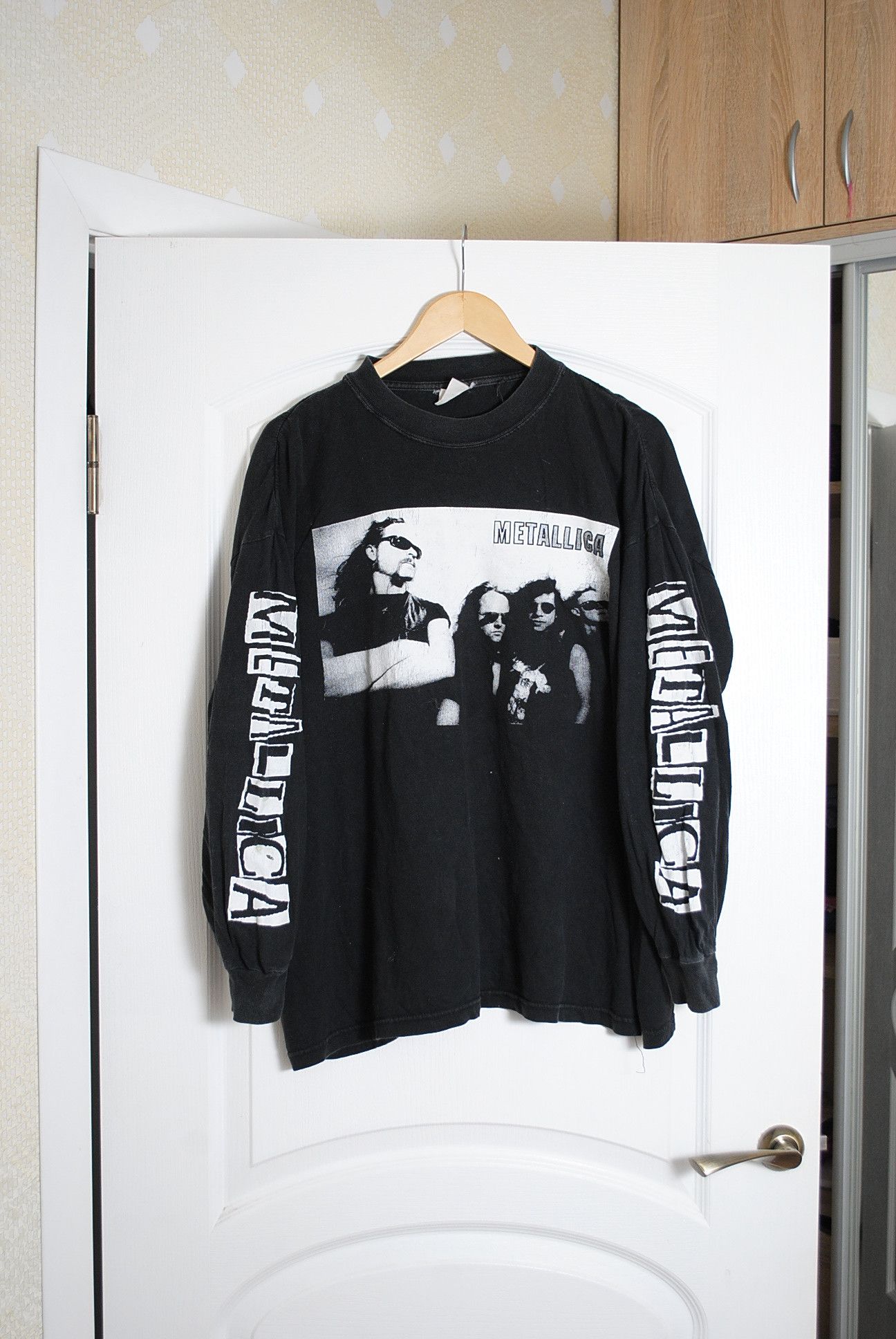 image of Band Tees x Metallica Vintage 90's L/s T-Shirt Size XL in Black, Men's
