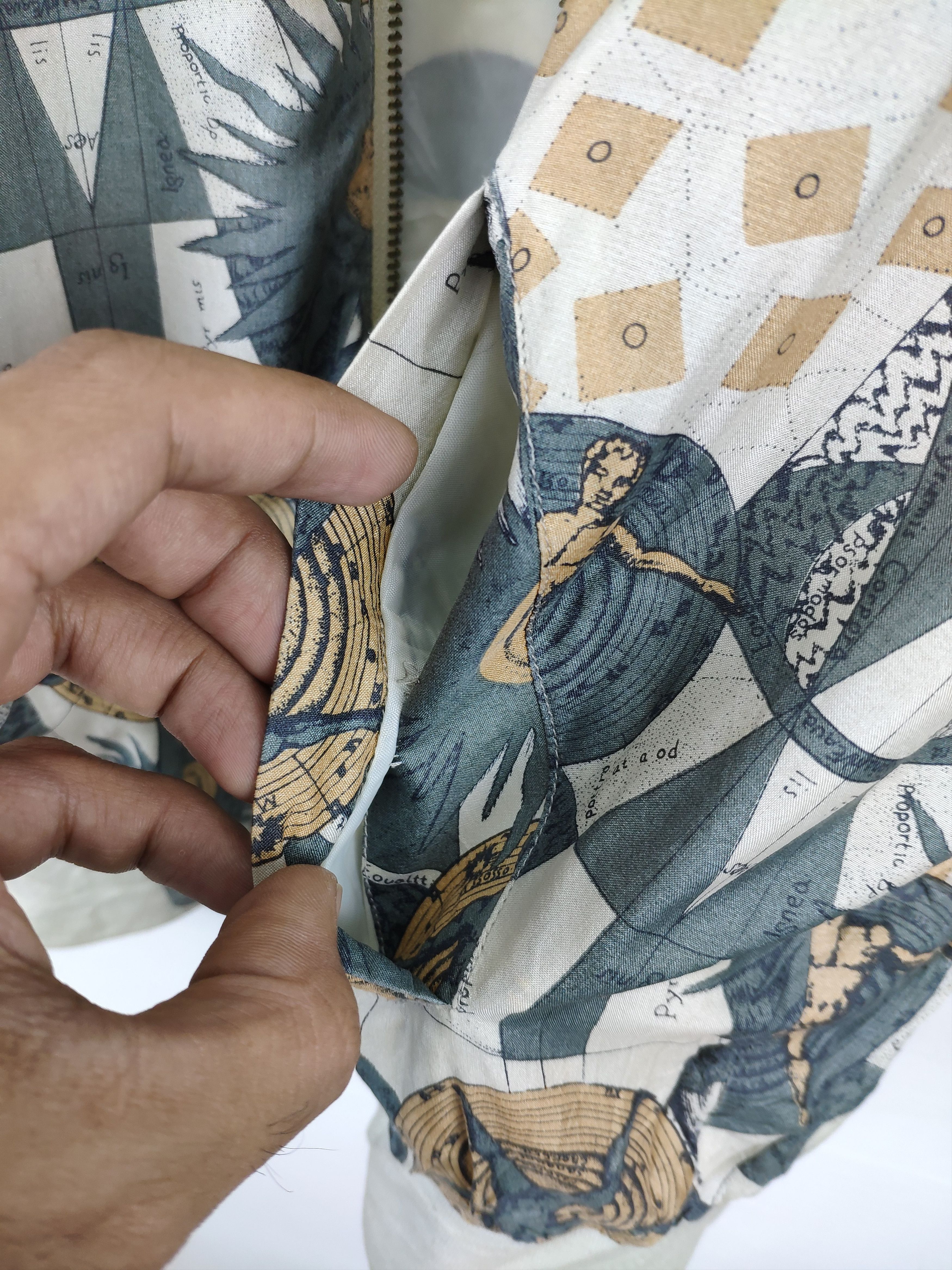 Japanese Brand × Vintage 🇯🇵 Vintage 90s Nico Biani Silk Jacket Bomber Printed Size US L / EU 52-54 / 3 - 14 Thumbnail