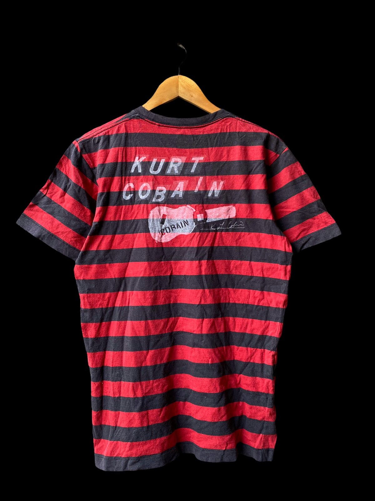 Nirvana × Uniqlo ❗️Kurt Cobain X Uniqlo Tee❗️ Size US M / EU 48-50 / 2 - 2 Thumbnail
