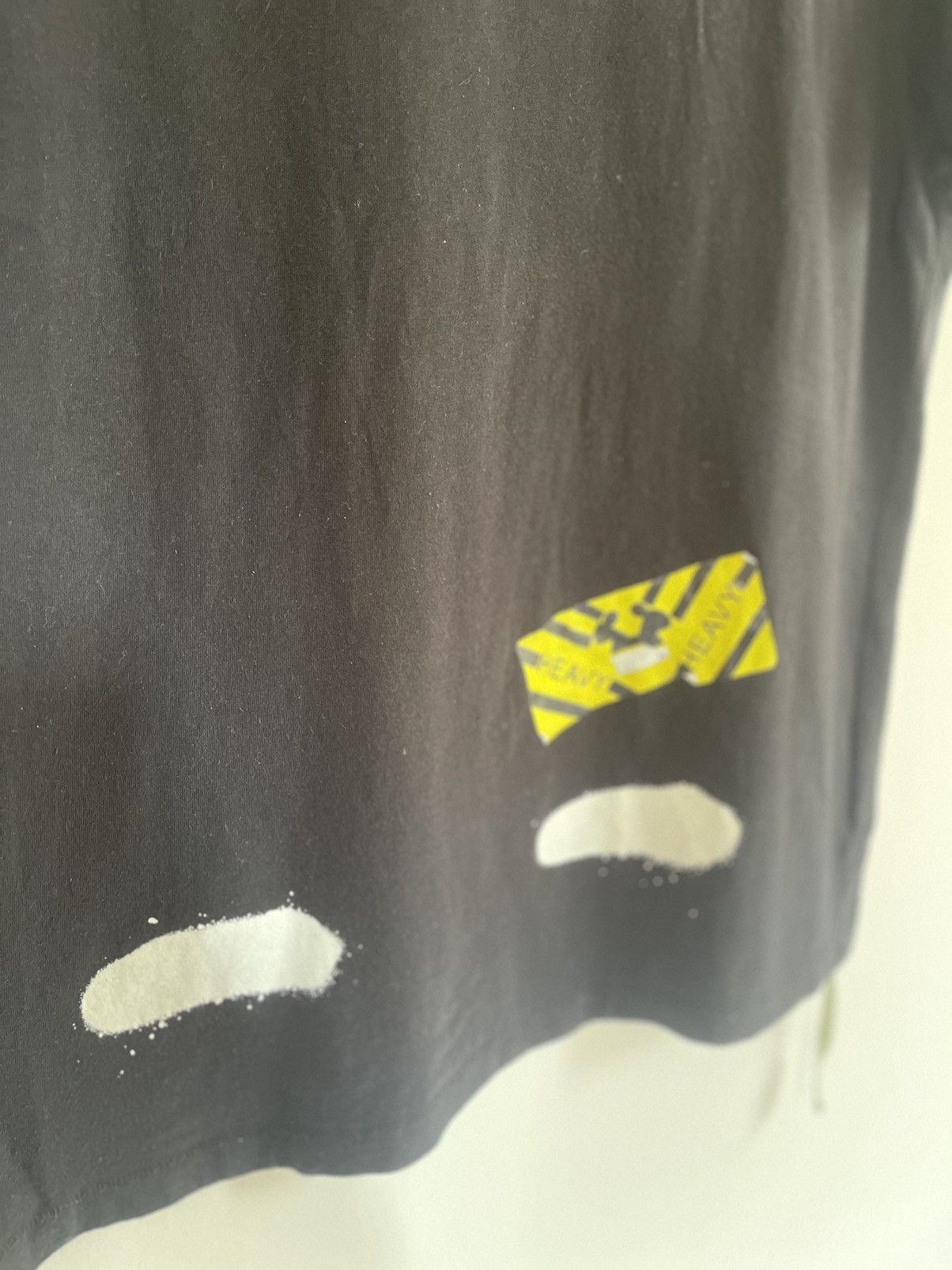 Off white spray paint TEE