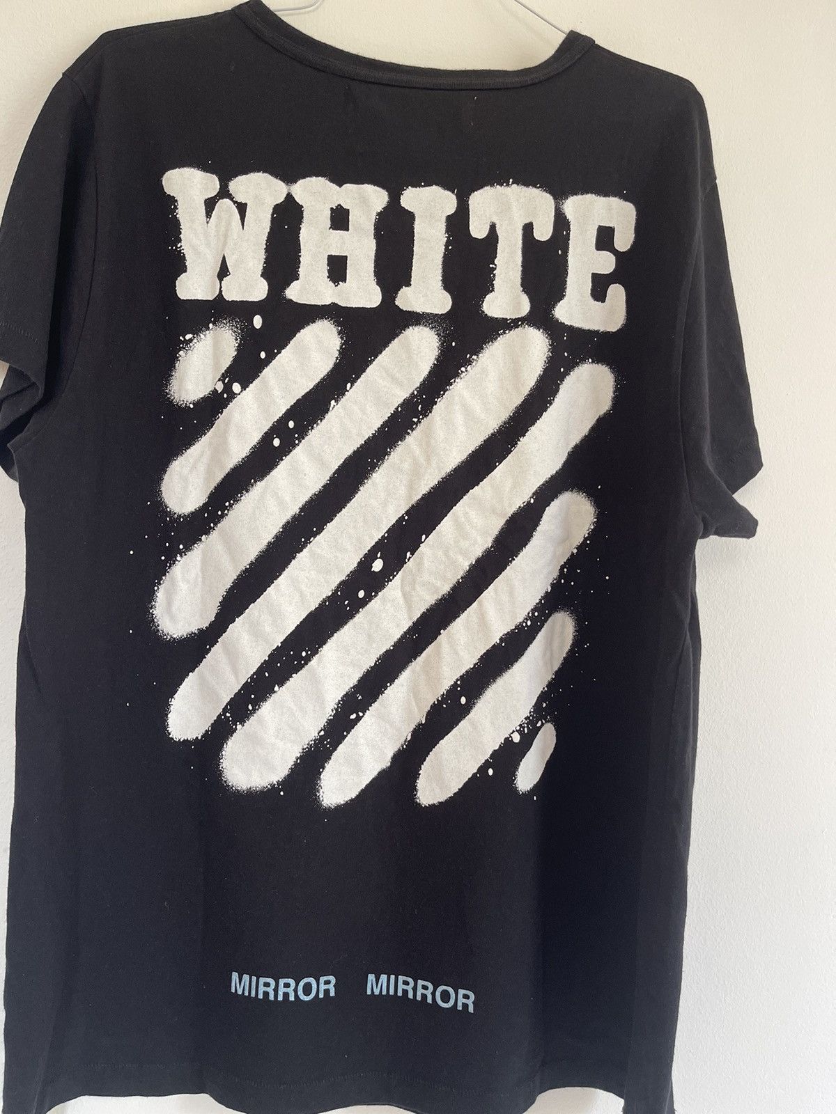 Off white spray paint TEE