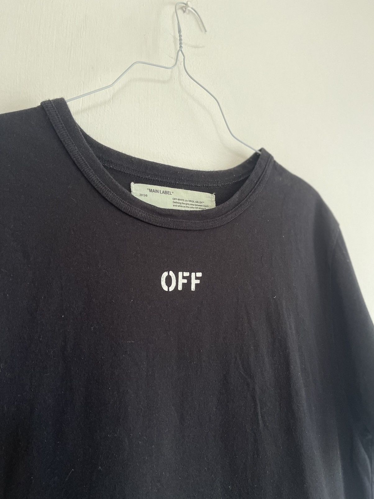 Off white spray paint TEE
