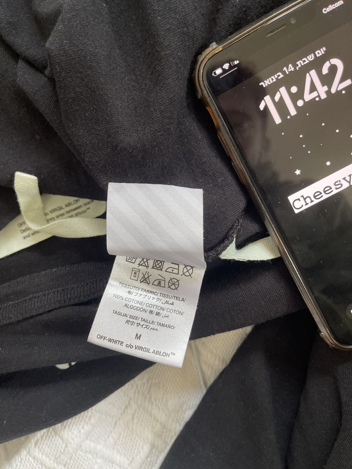 Off white spray paint TEE