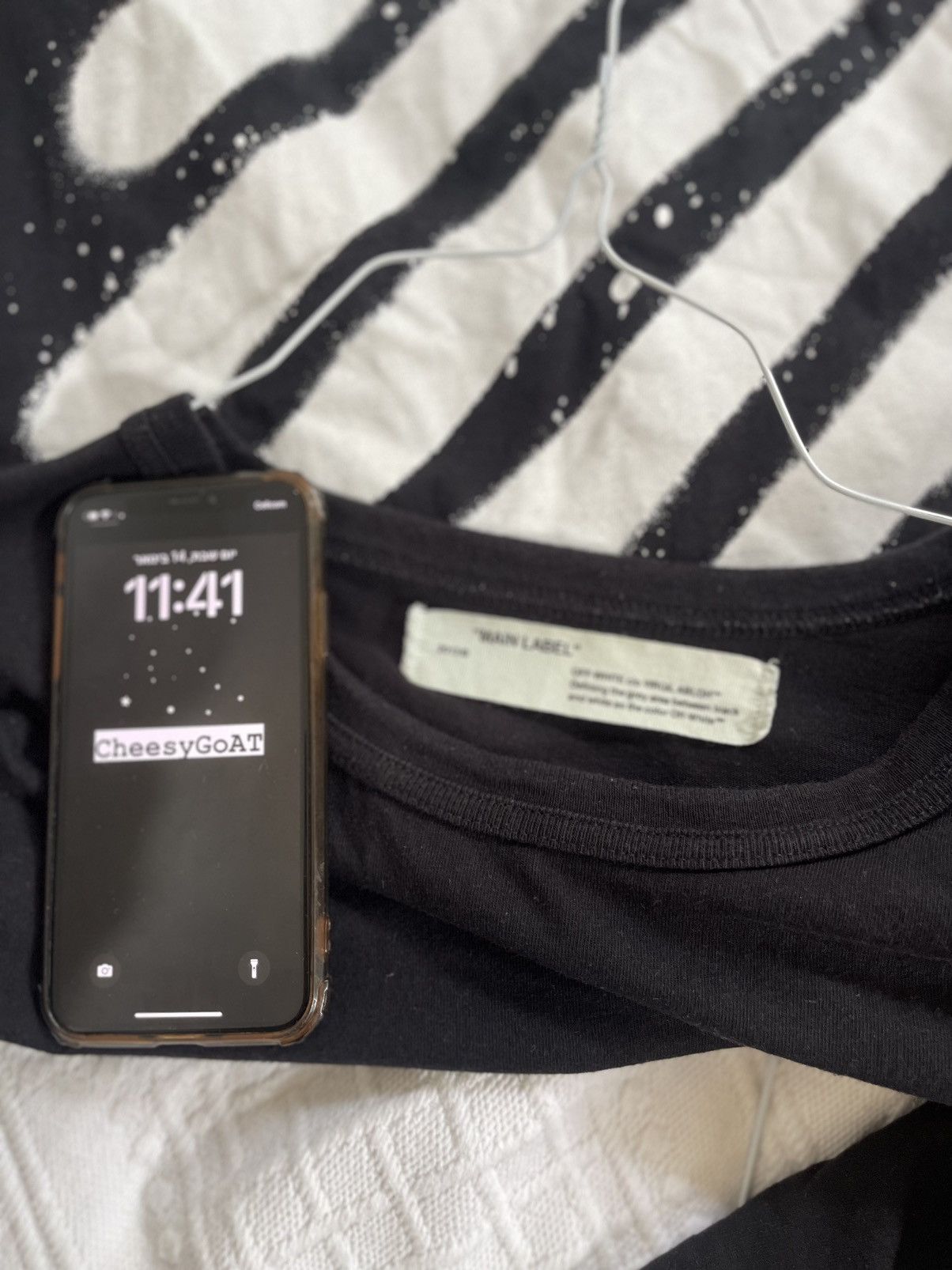 Off white spray paint TEE