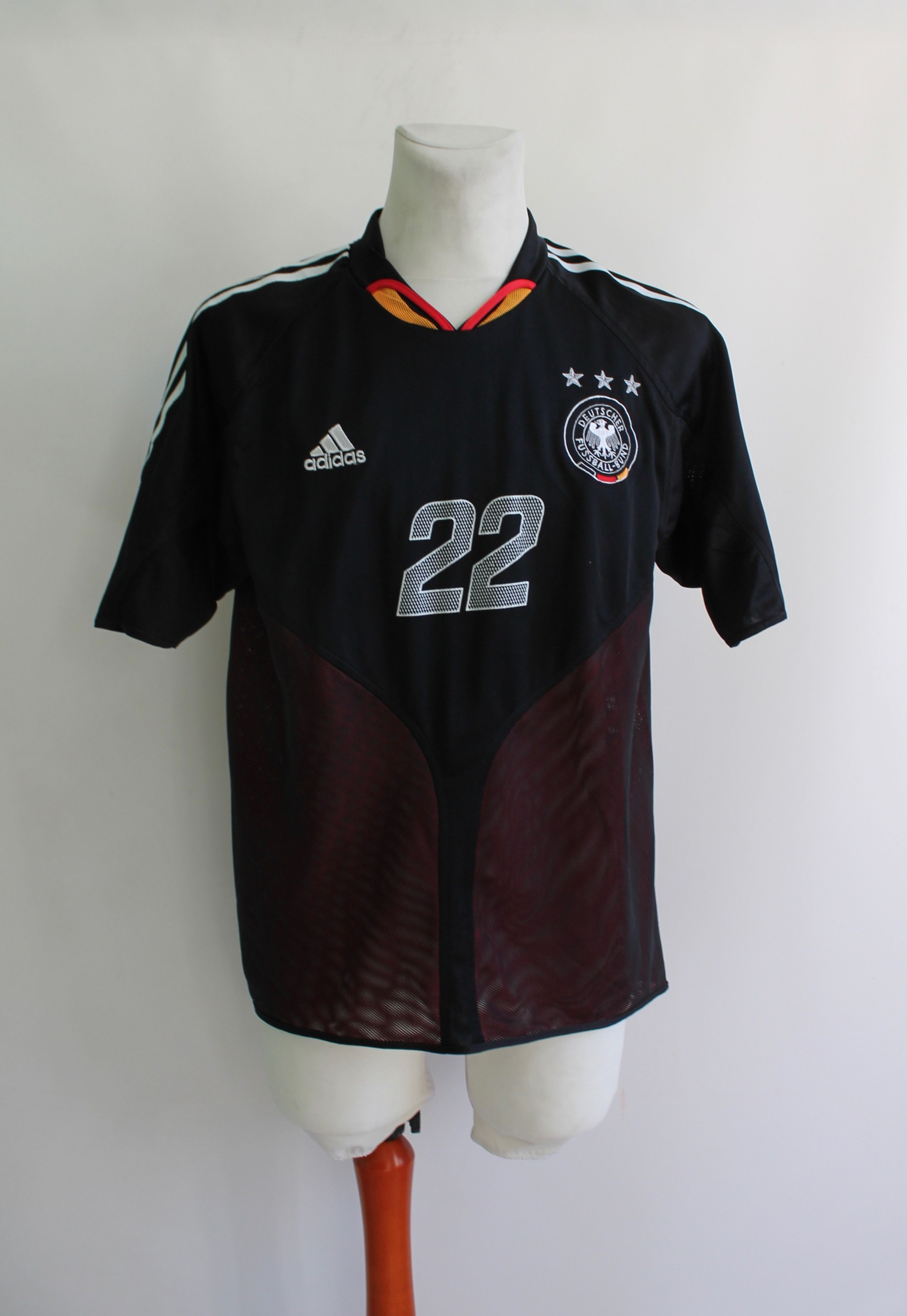 Vintage 2004 / 05 KURANYI 22 Germany Away REPLICA jersey shirt Size US L / EU 52-54 / 3 - 2 Thumbnail