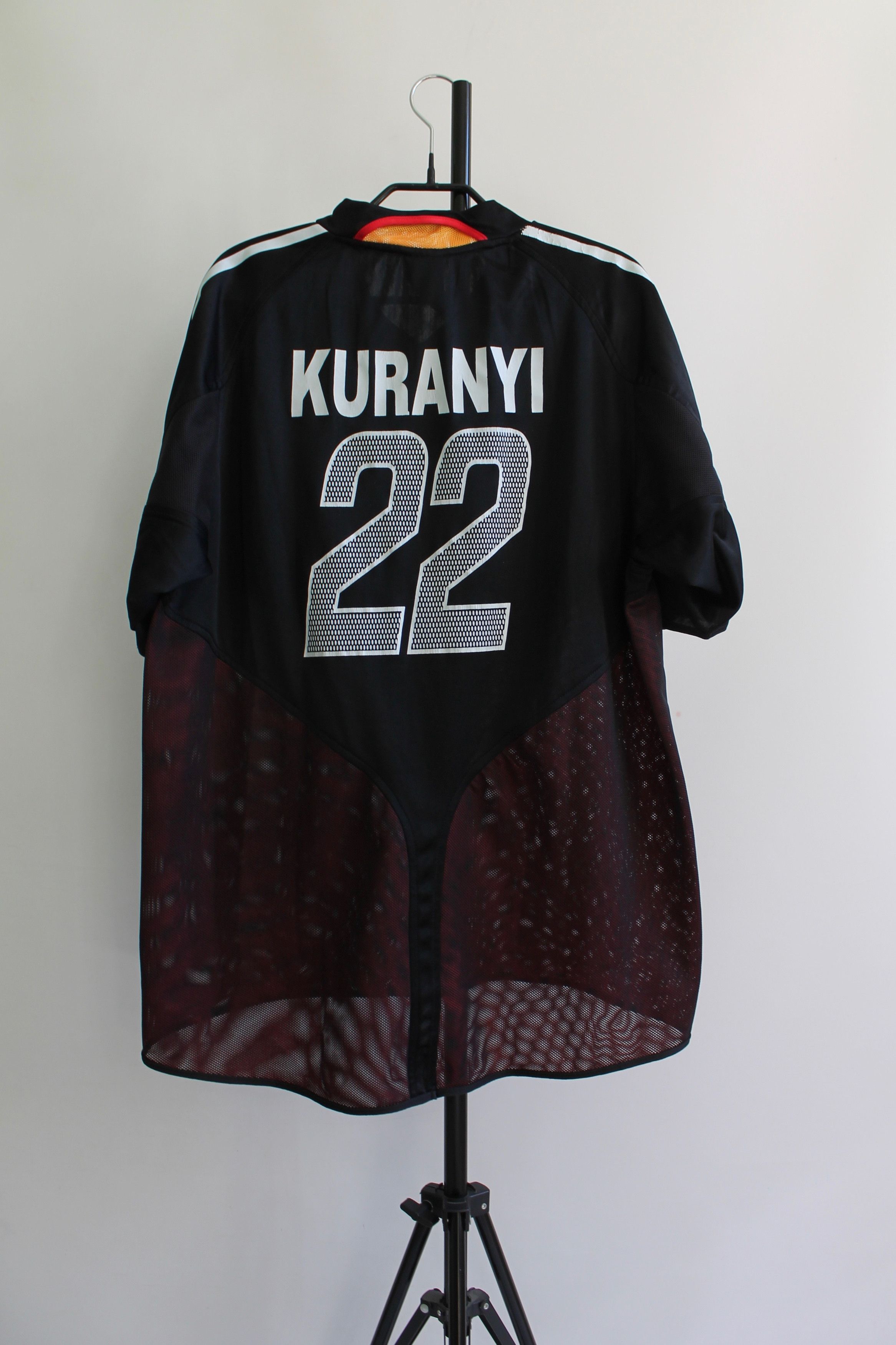 Vintage 2004 / 05 KURANYI 22 Germany Away REPLICA jersey shirt Size US L / EU 52-54 / 3 - 12 Thumbnail
