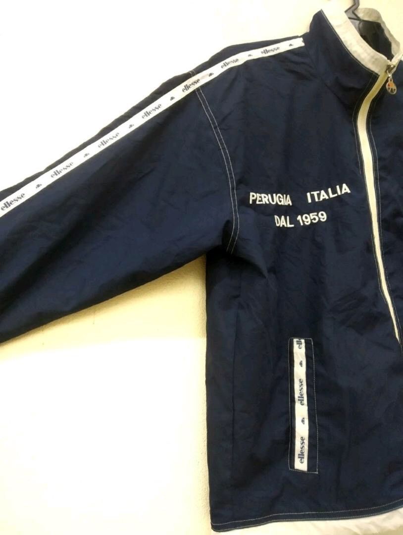 Ellesse Vintage Ellesse Embroidery Small Logo Light Jacket Size US L / EU 52-54 / 3 - 4 Thumbnail
