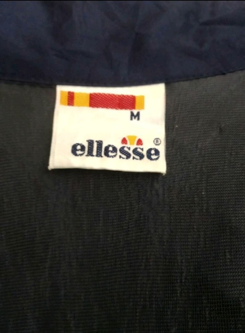 Ellesse Vintage Ellesse Embroidery Small Logo Light Jacket Size US L / EU 52-54 / 3 - 7 Thumbnail