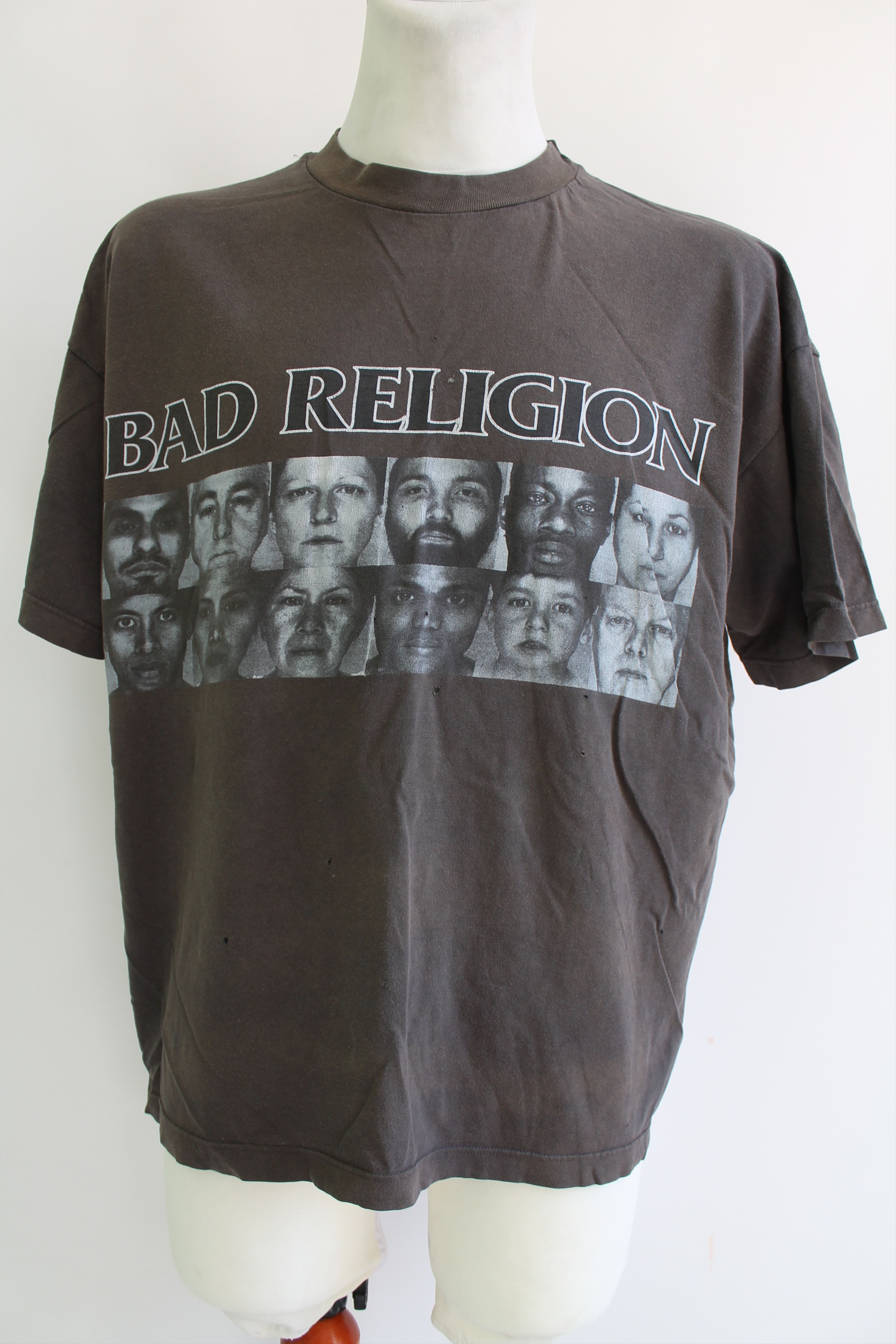 Band Tees 90's Bad Religion The Gray Race band tee rock XL trashed Size US XL / EU 56 / 4 - 6 Thumbnail