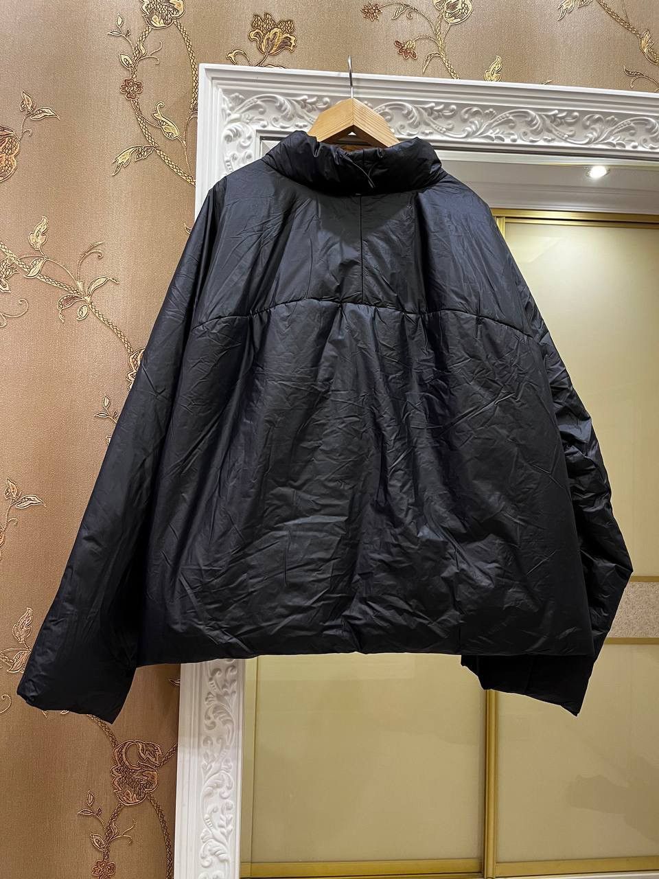 Gap × Kanye West Yeezy Gap Mock Neck Pullover Size S Black Balenciaga Jacket Size US S / EU 44-46 / 1 - 3 Thumbnail