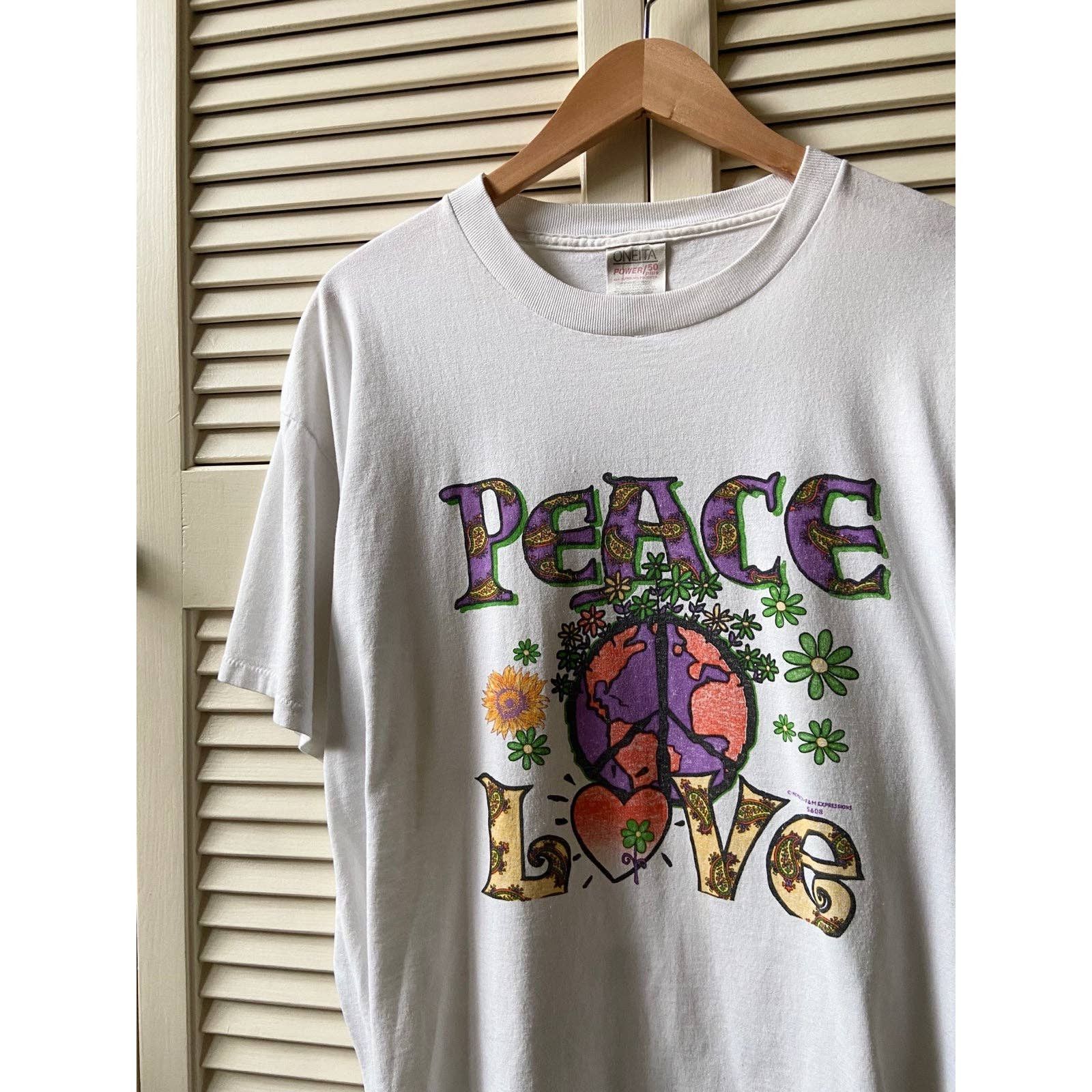 Vintage 90’s Peace Love Nature Earth White T-Shirt Art Tee